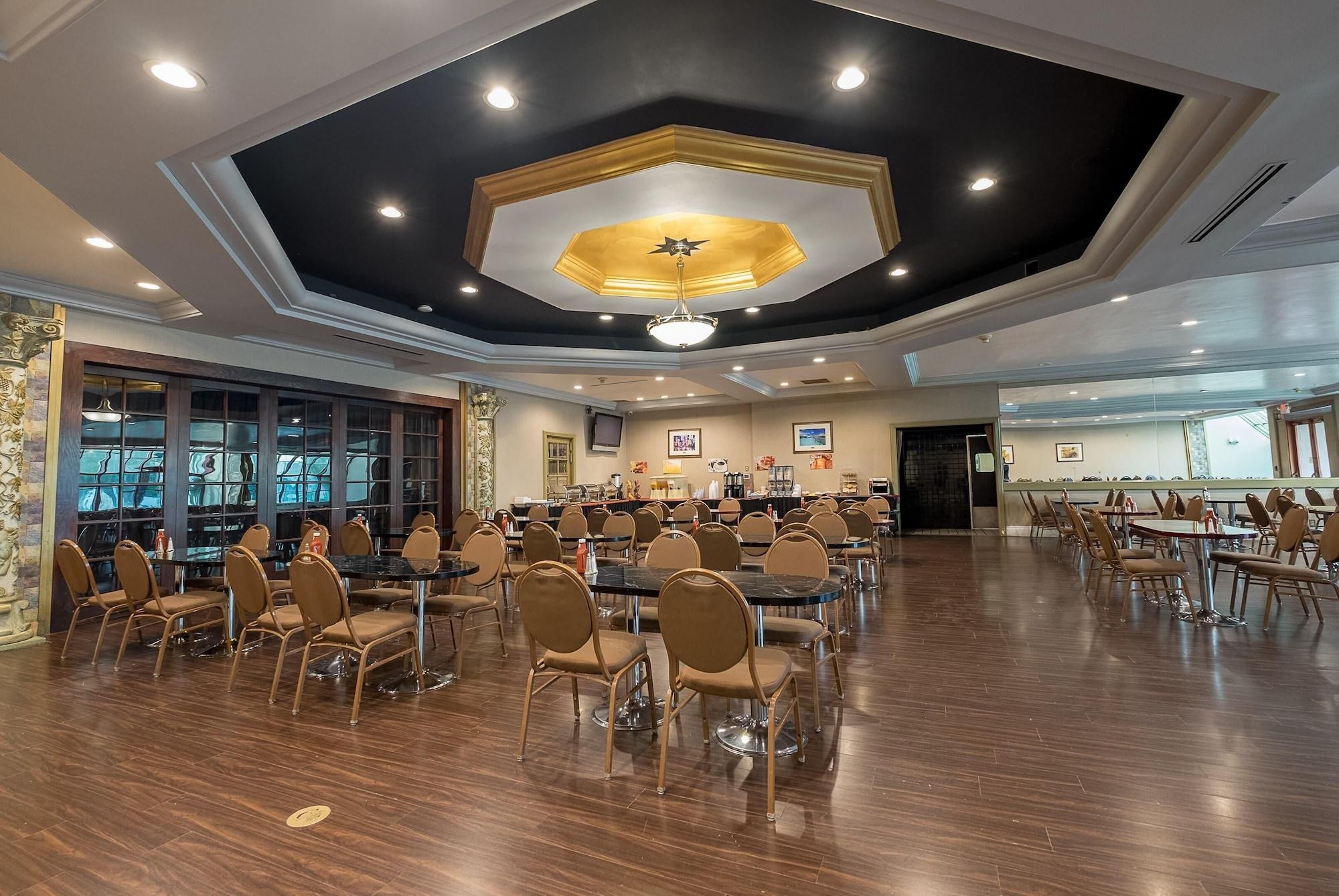 Restaurant Howard Johnson by Wyndham Fullerton/Anaheim Conference Cntr