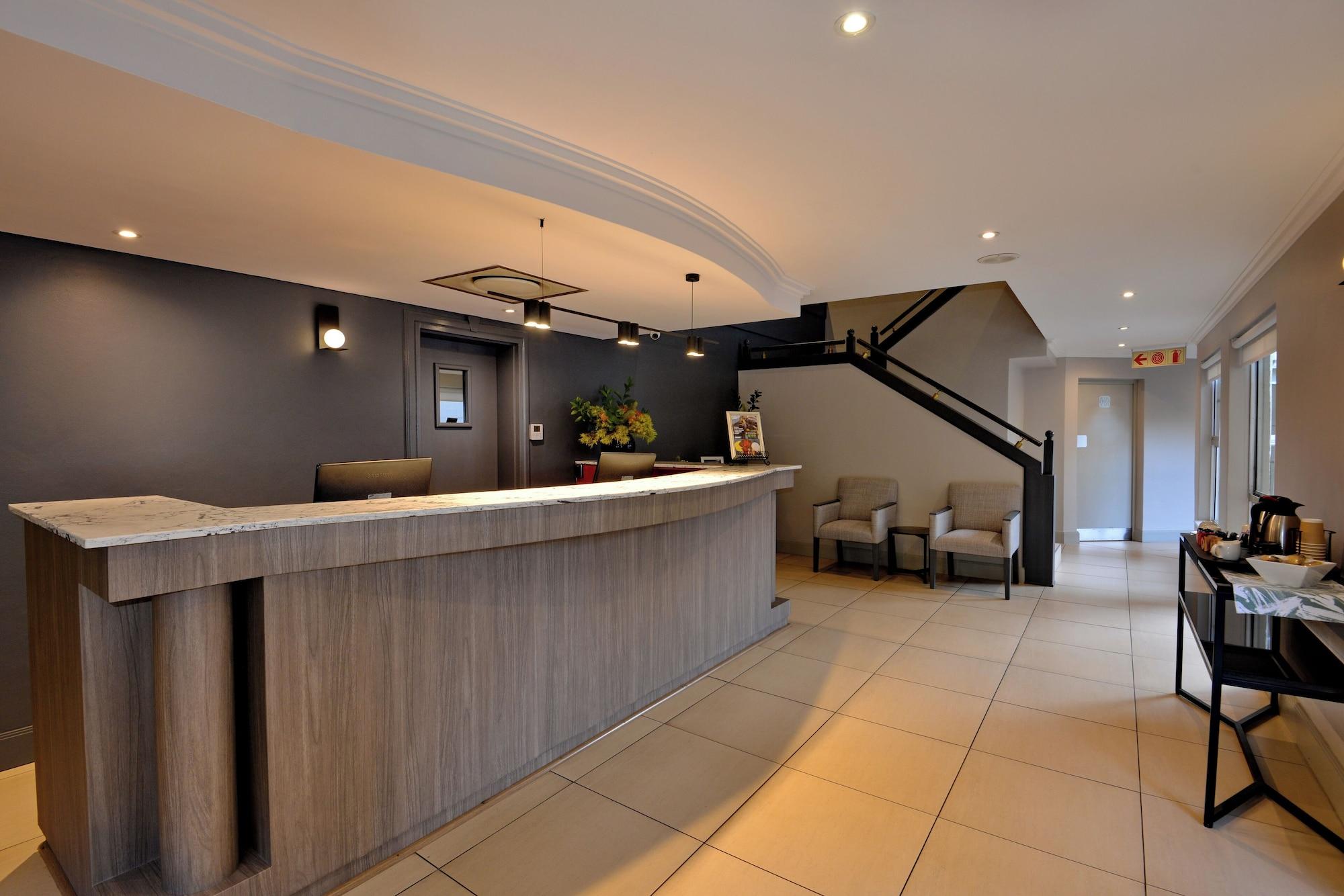 Vista Lobby Courtyard Hotel Sandton