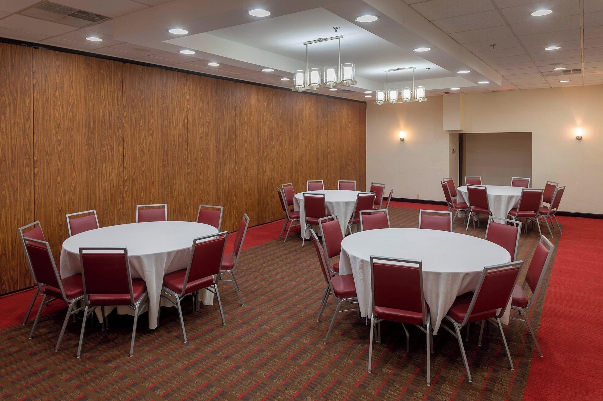Sala de Reuniones Four Points by Sheraton Asheville Downtown