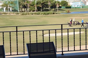 Arriendo temporal - Frontline Townhouse, Beautifully Furnished, Private Pool, Full a/c, Wi-Fi