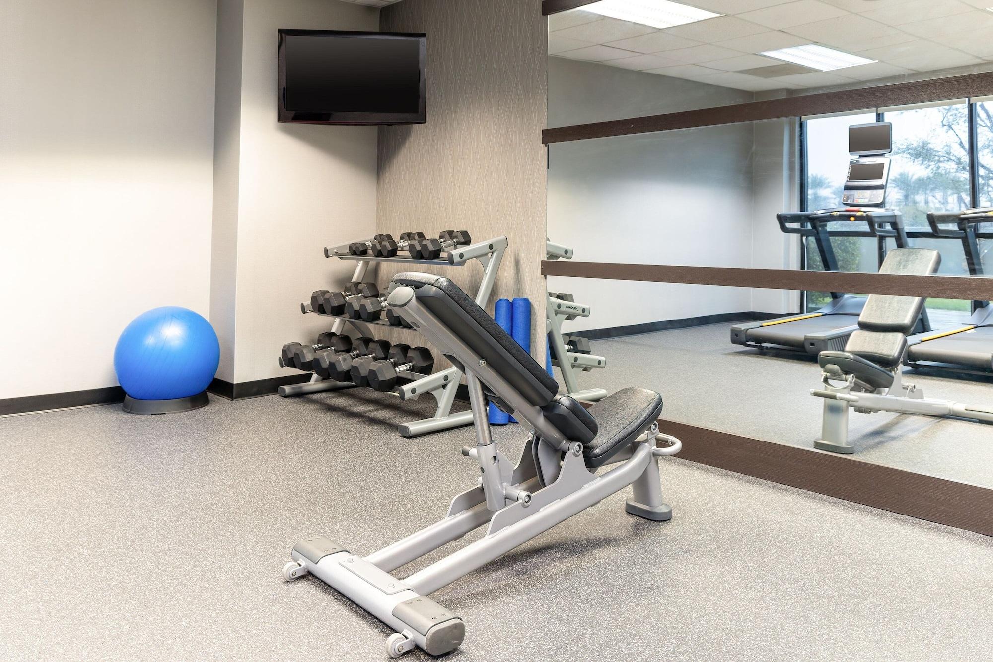 Gimnasio Courtyard by Marriott Ontario Rancho Cucamonga