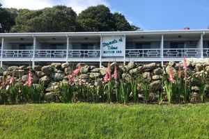 Alojamiento - Sands of Time Motor Inn & Harbor House