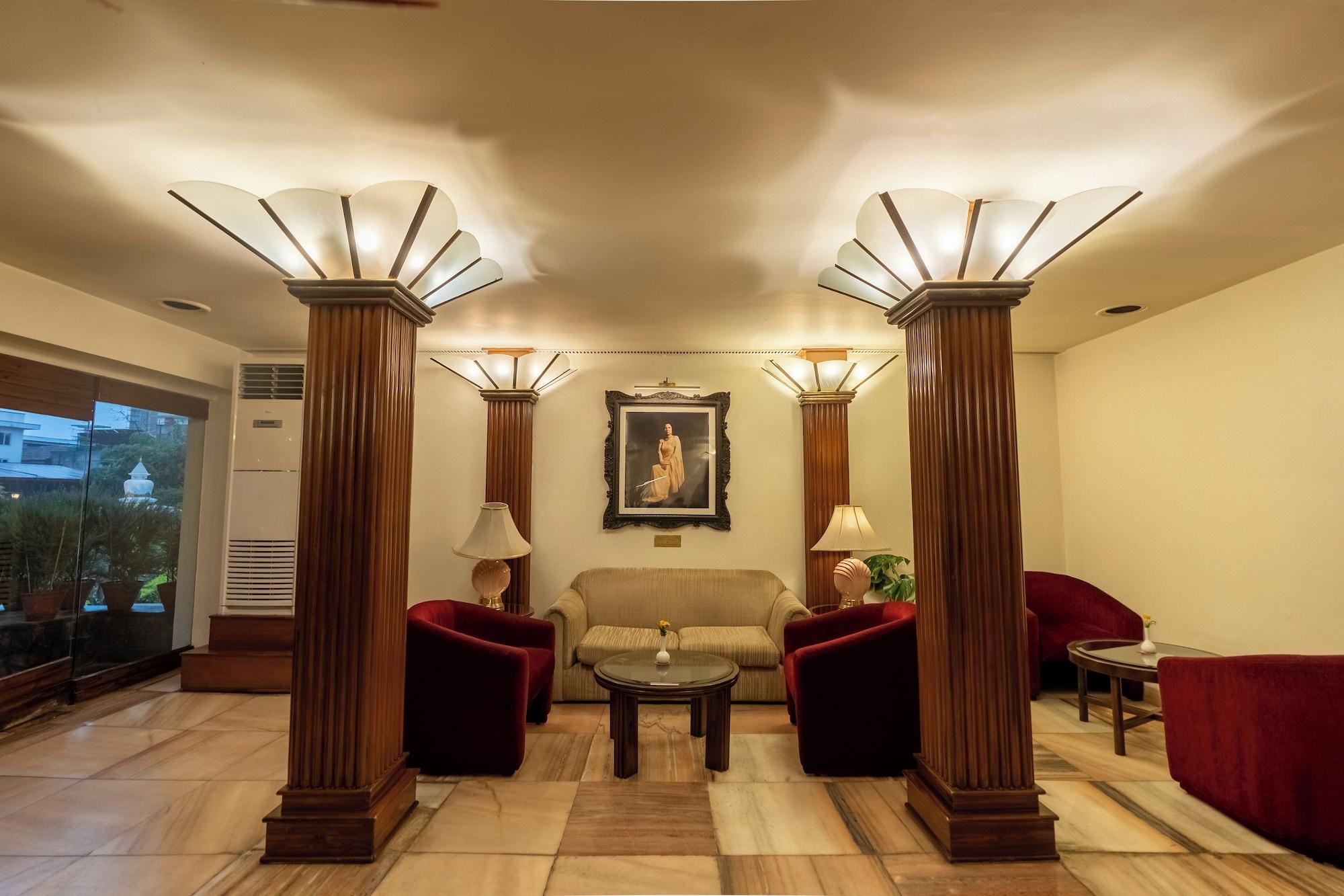 Vista Lobby The Malla Hotel