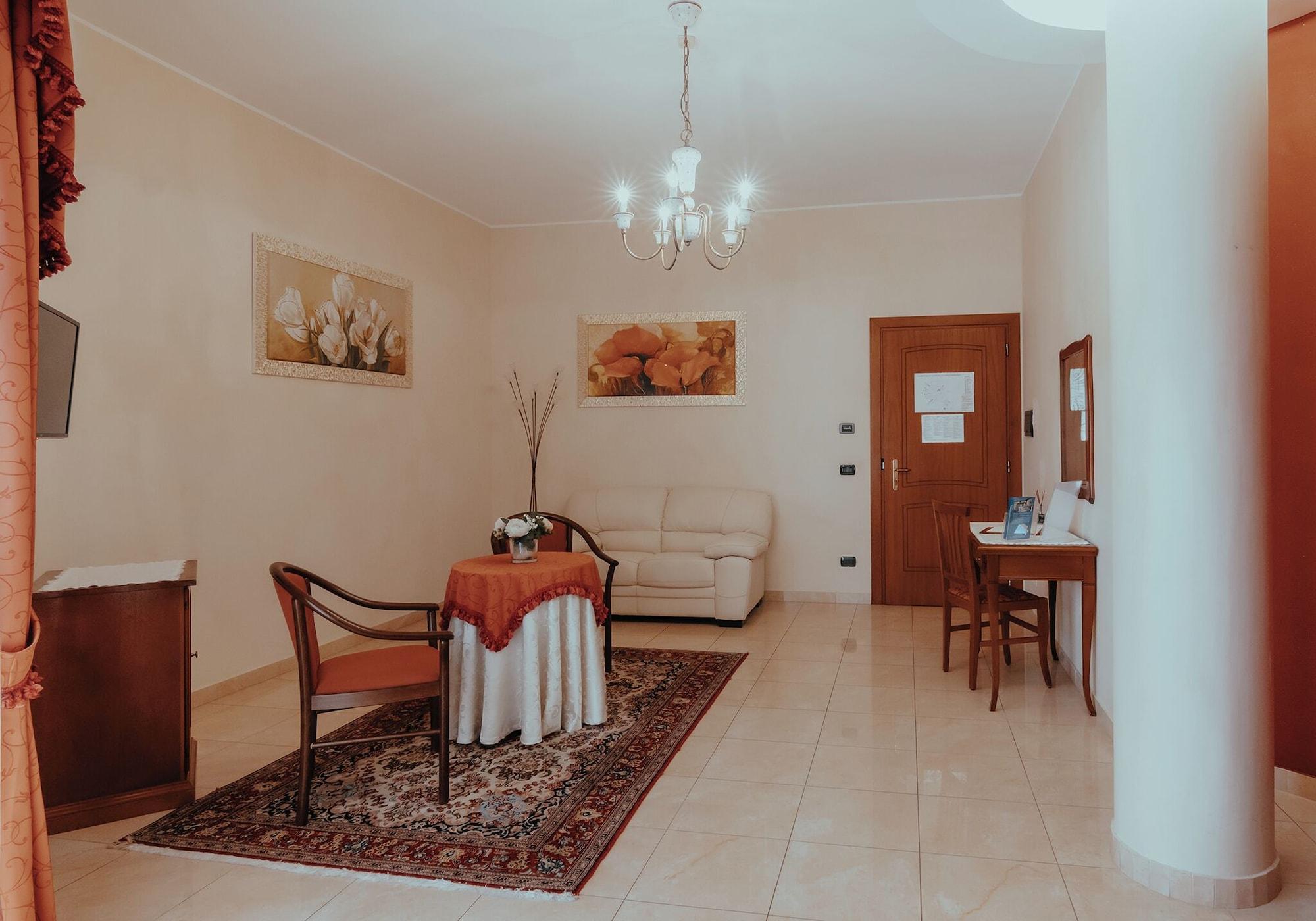 Habitación San Raffaele Hotel Restaurant & Resort