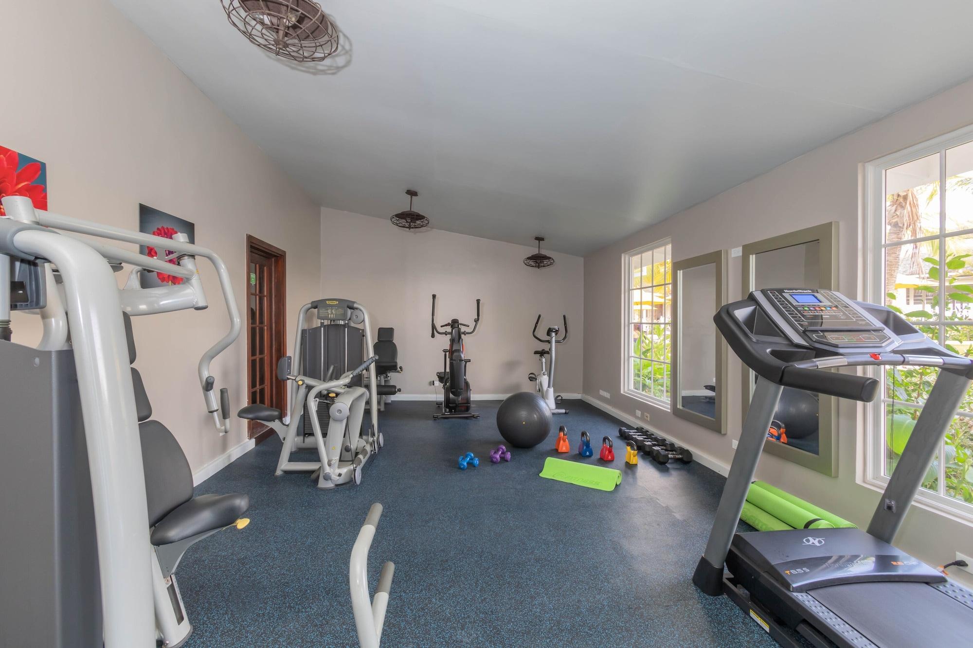 Gimnasio Sea Breeze Beach House by Ocean Hotels - All Inclusive