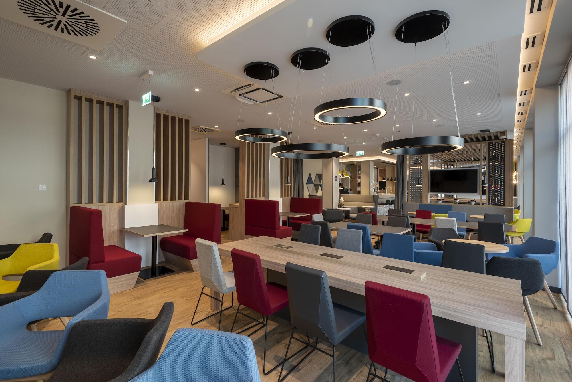Centro de Negocios Holiday Inn Express Offenbach by IHG