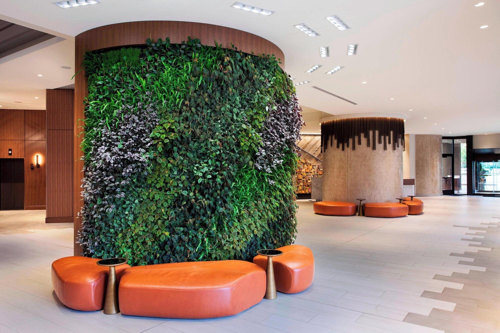 Vista Lobby The Westin Chattanooga