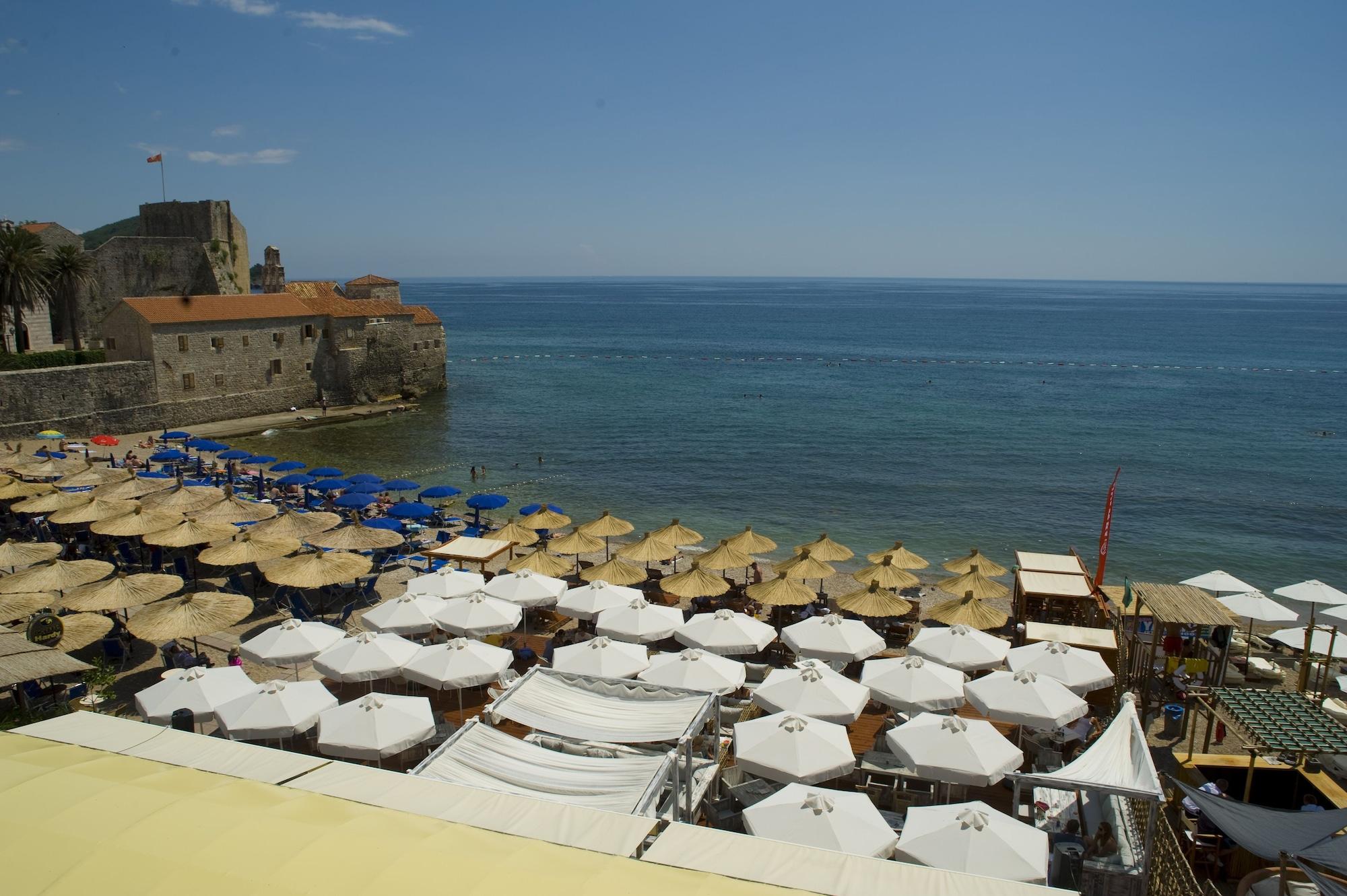 Playa Astoria Hotel Budva - Montenegro