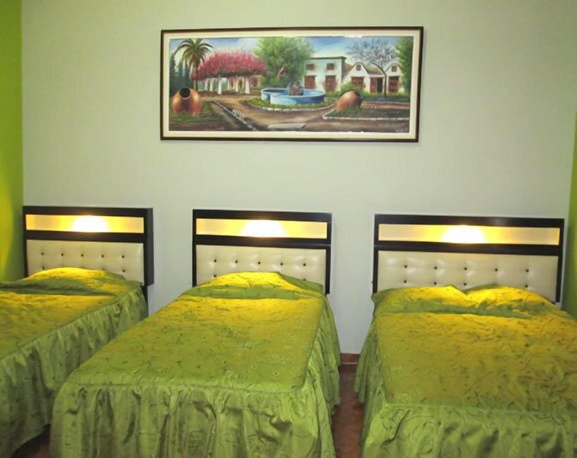 Varios Hotel Santa María