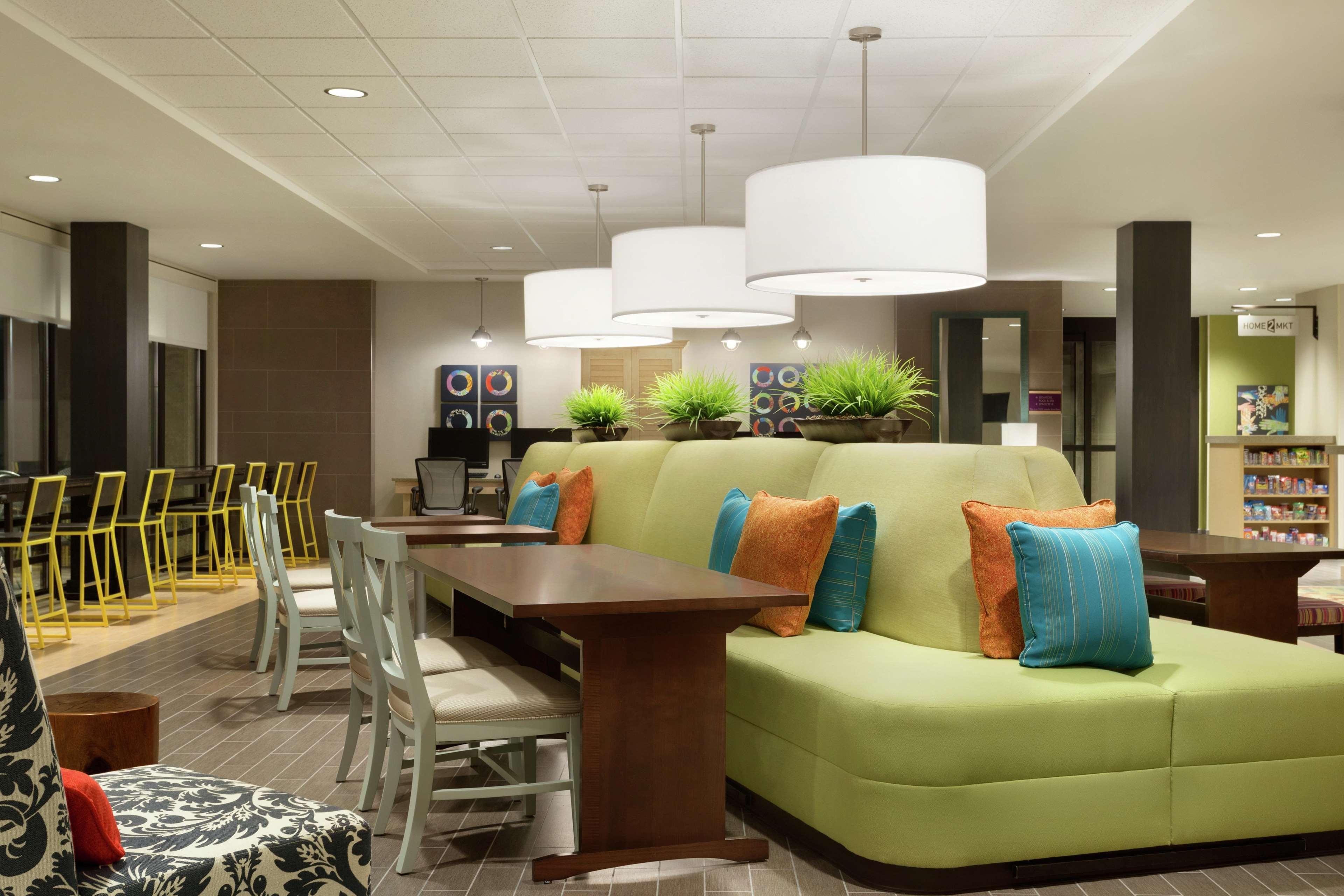 Vista Lobby Home2 Suites by Hilton Richland