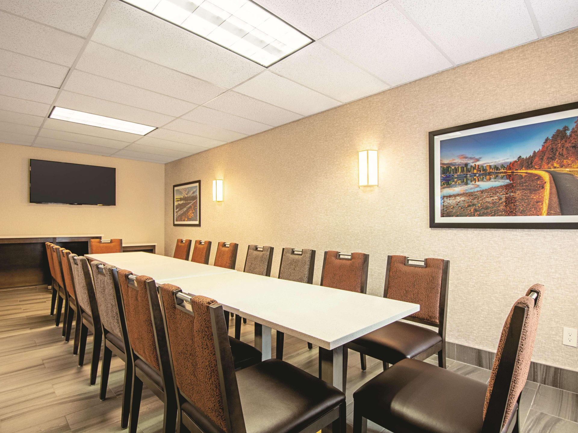 Centro de Negocios La Quinta Inn Vancouver Airport