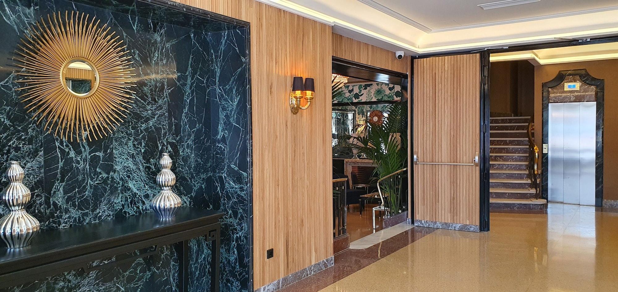 Vista Lobby Hotel Principe Pio