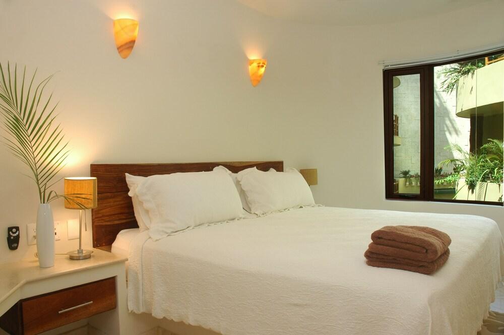 Hotel Maya Villa Condo Hotel