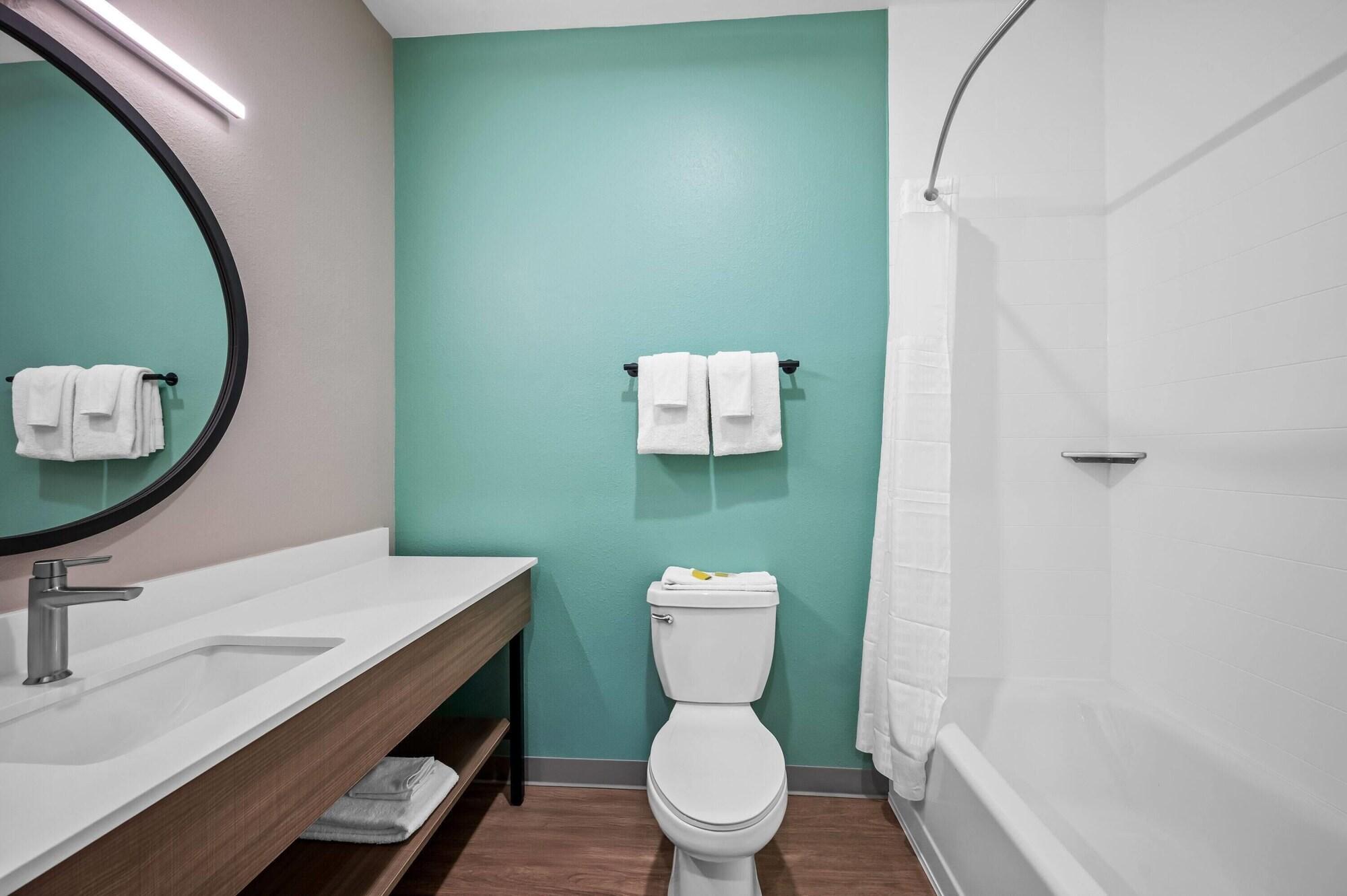 Equipamiento de Habitación Echo Suites Extended Stay By Wyndham Naples