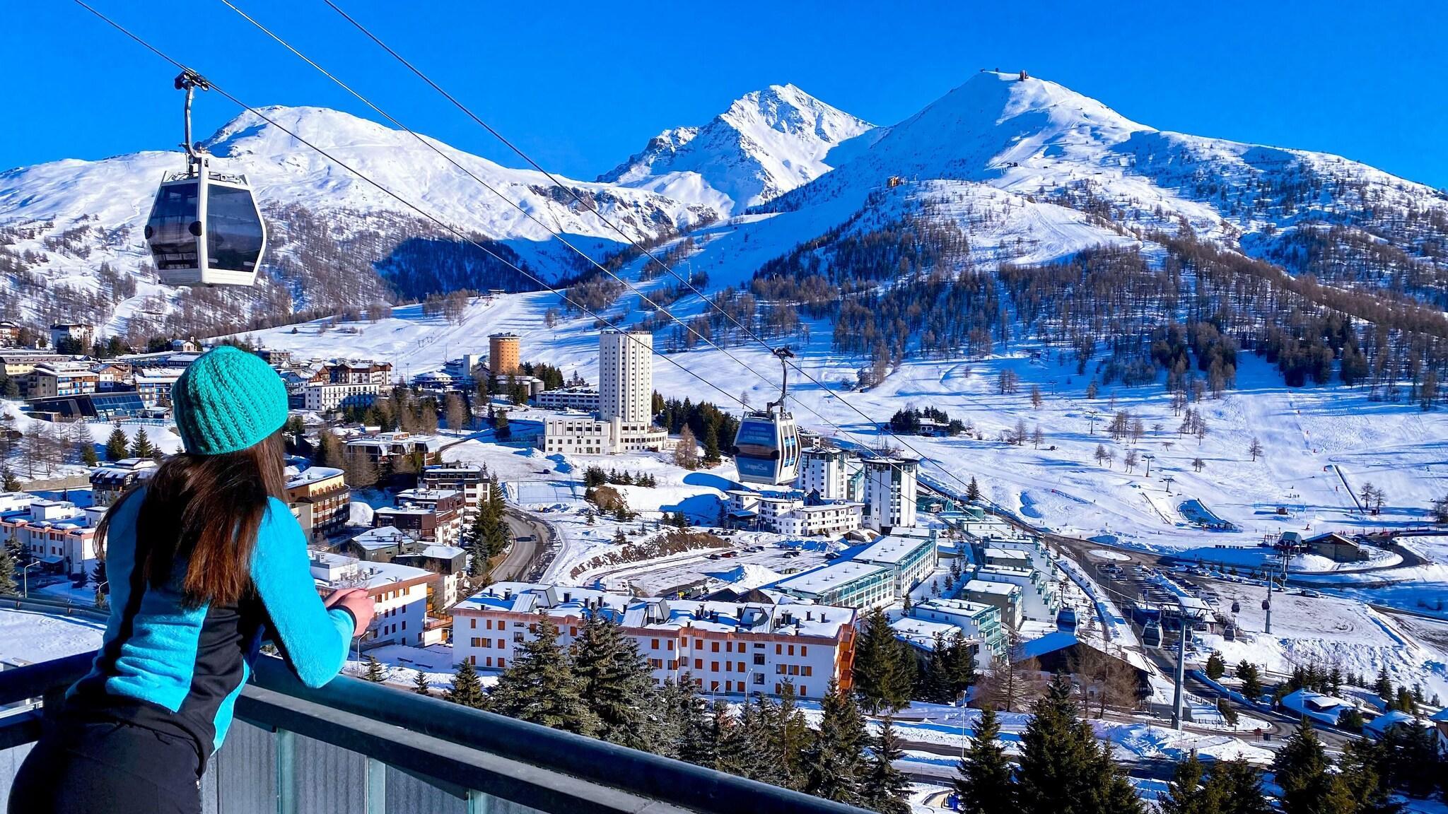 Vista Exterior Resort Palace Sestriere 1 E 2