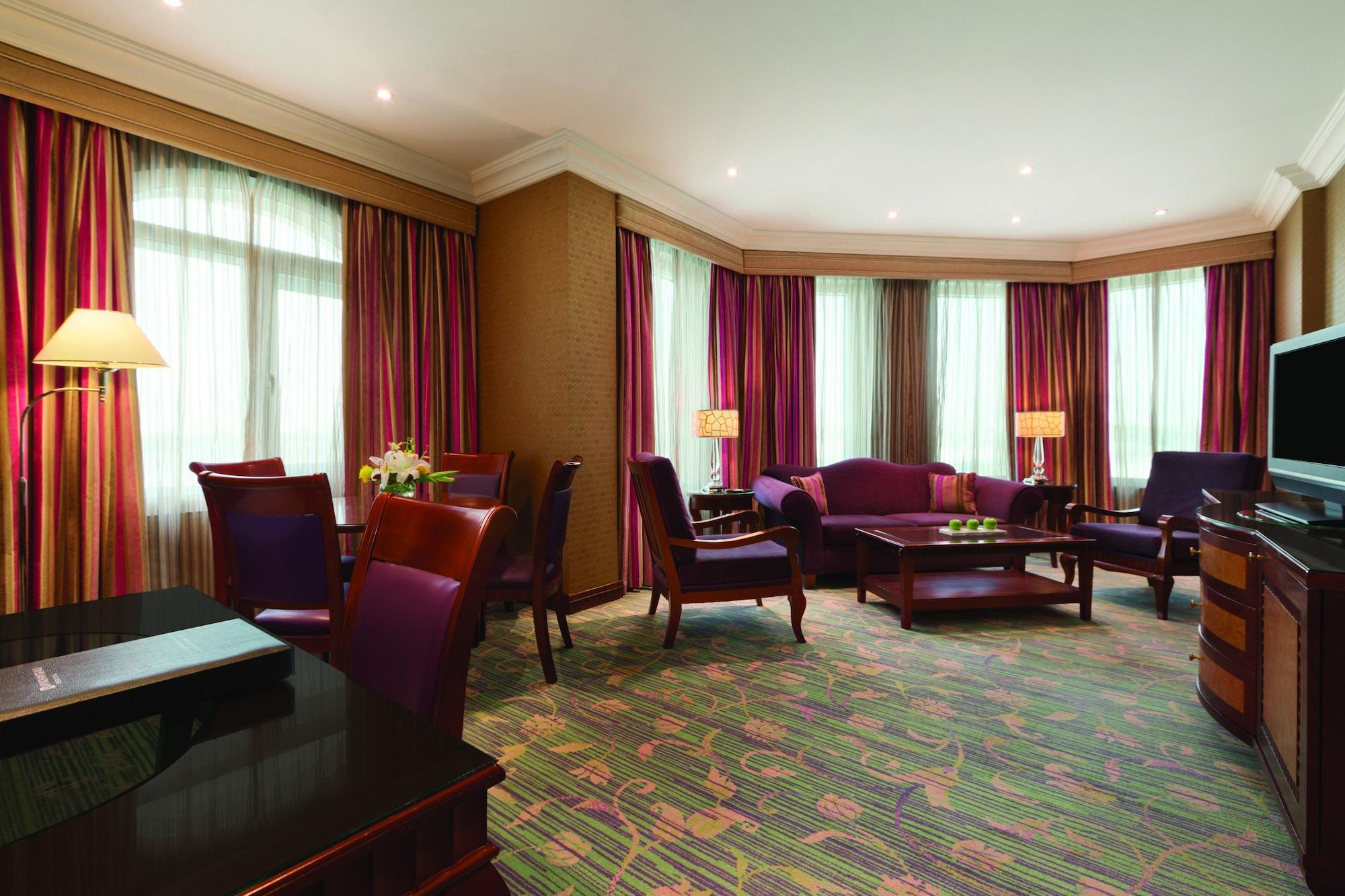 Habitación Grand Regency Doha, Trademark Collection by Wyndham