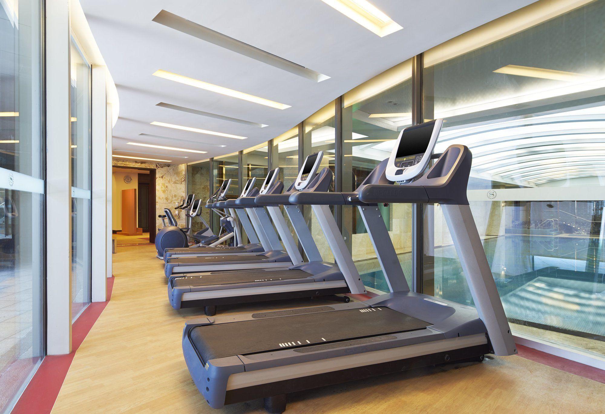 Gimnasio Sheraton Qingdao Jiaozhou Hotel