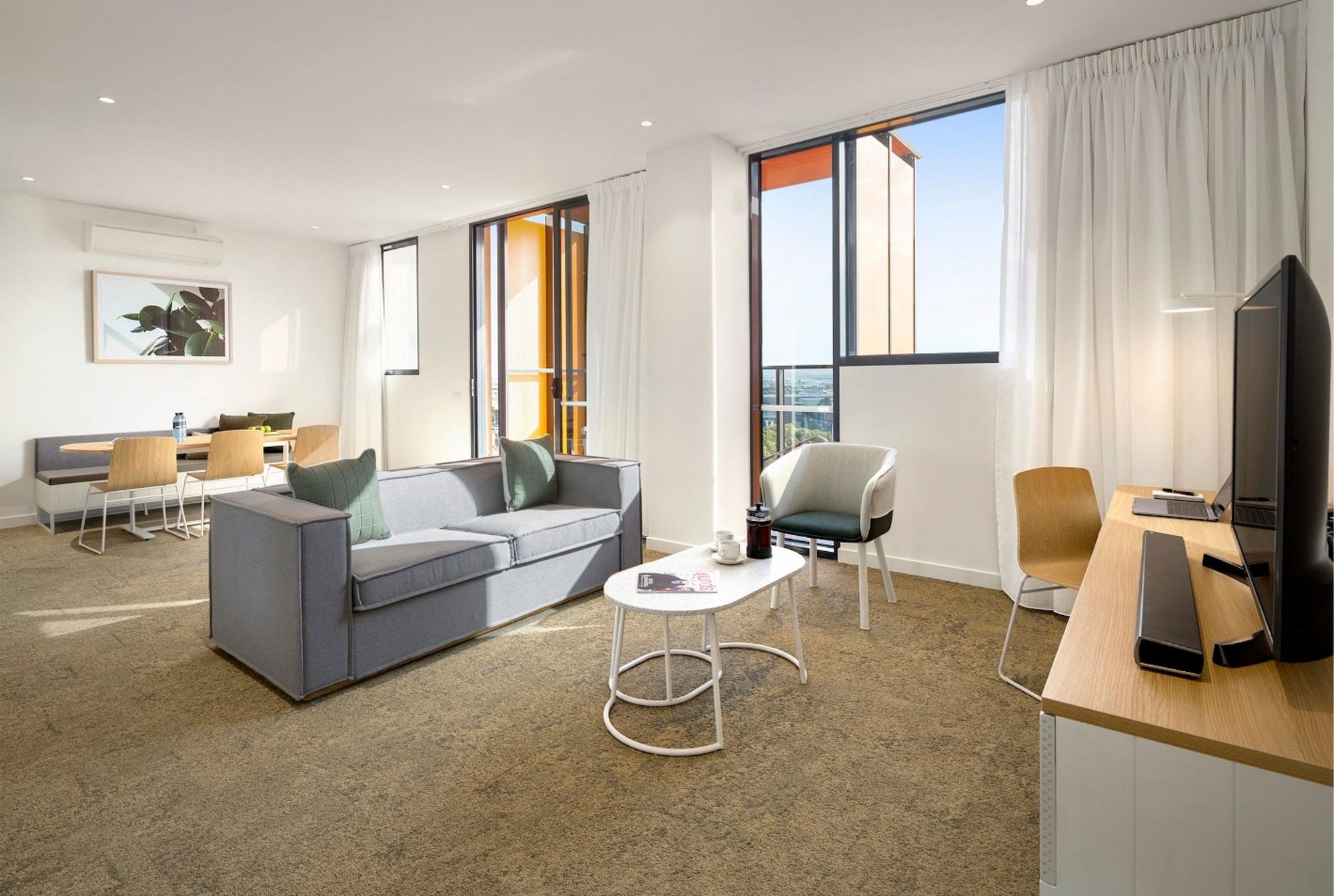 Varios Quest Epping