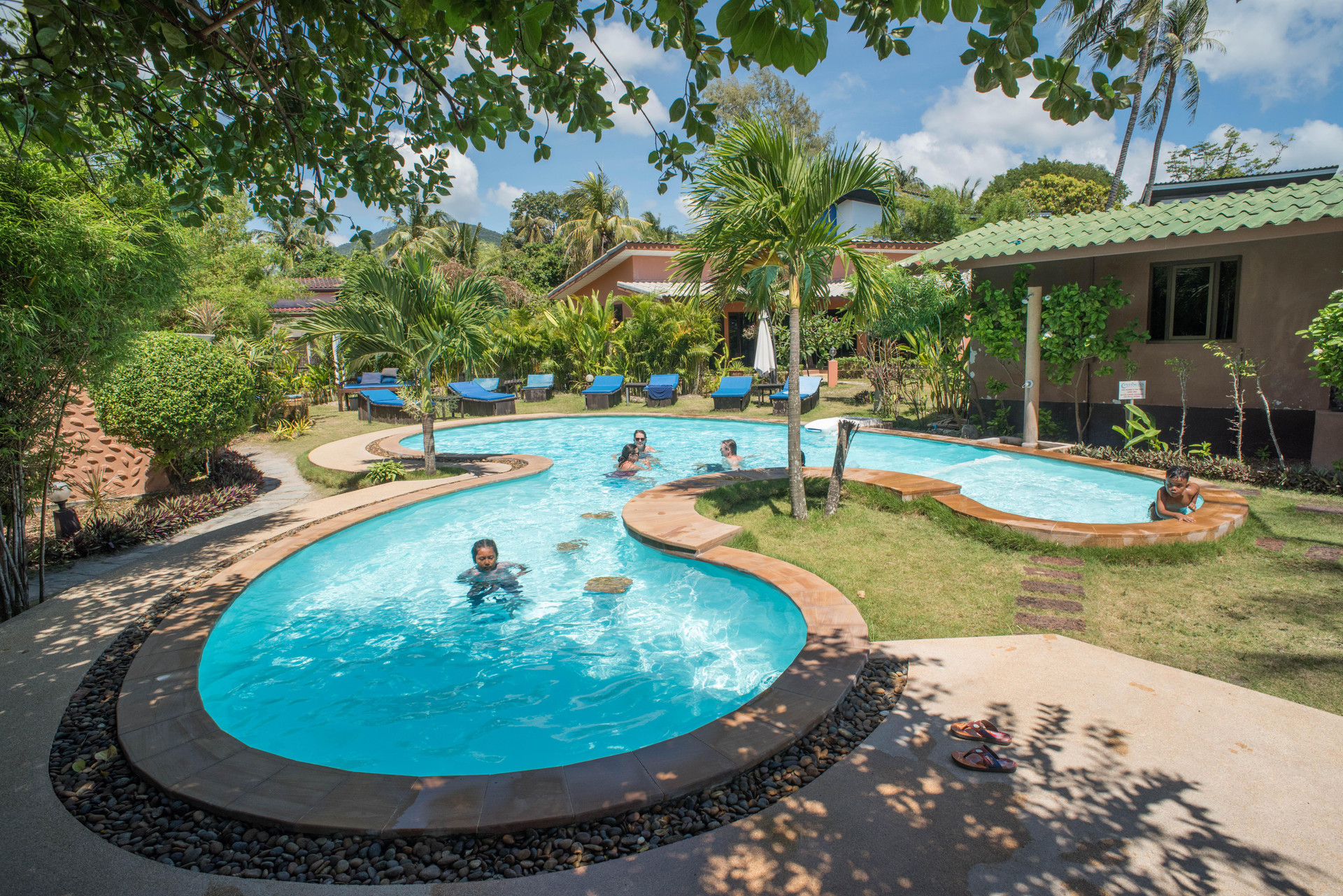 Vista Piscina Phangan Beach Resort