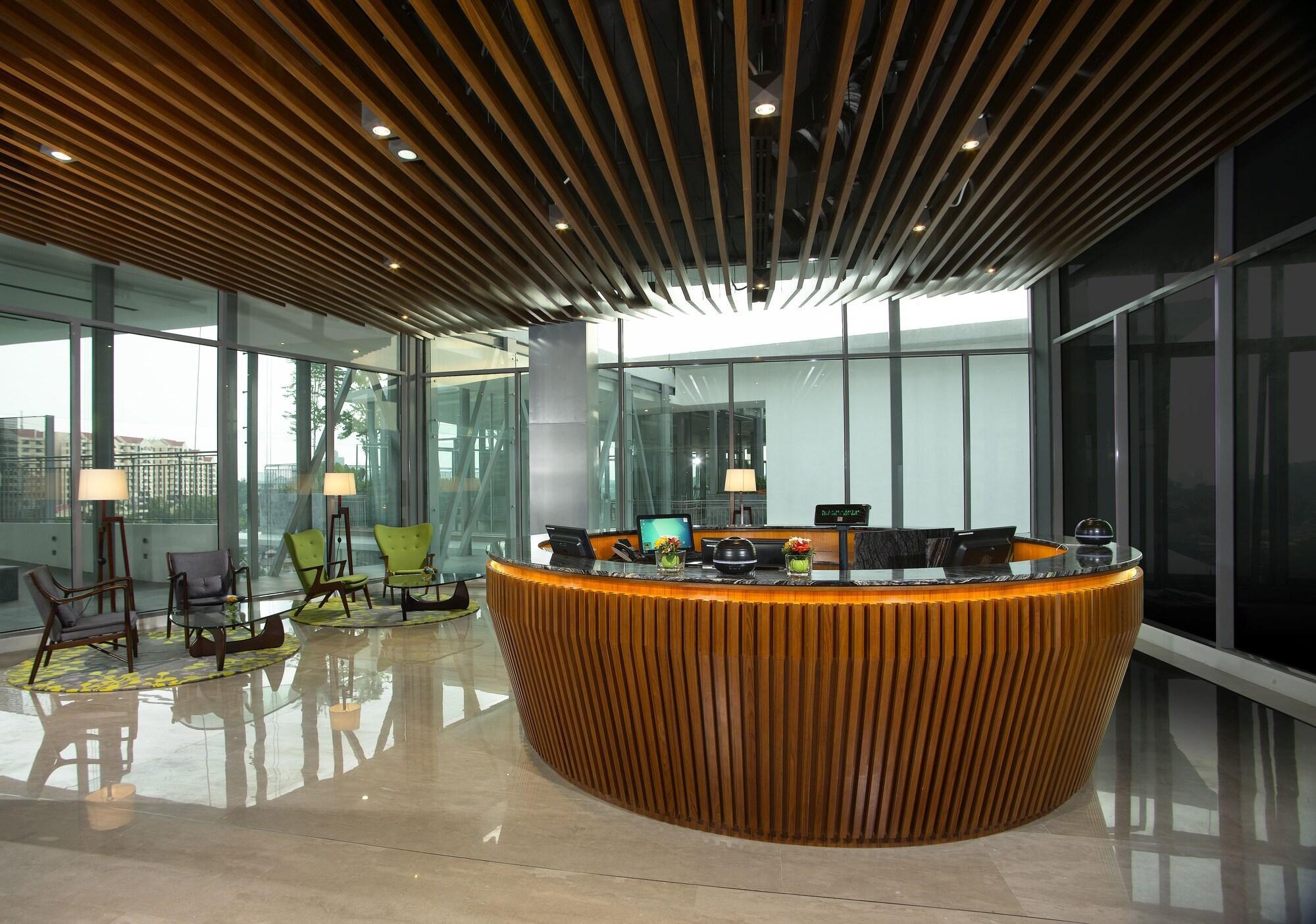 Vista Lobby The Signature Hotel & Serviced Suites Kuala Lumpur