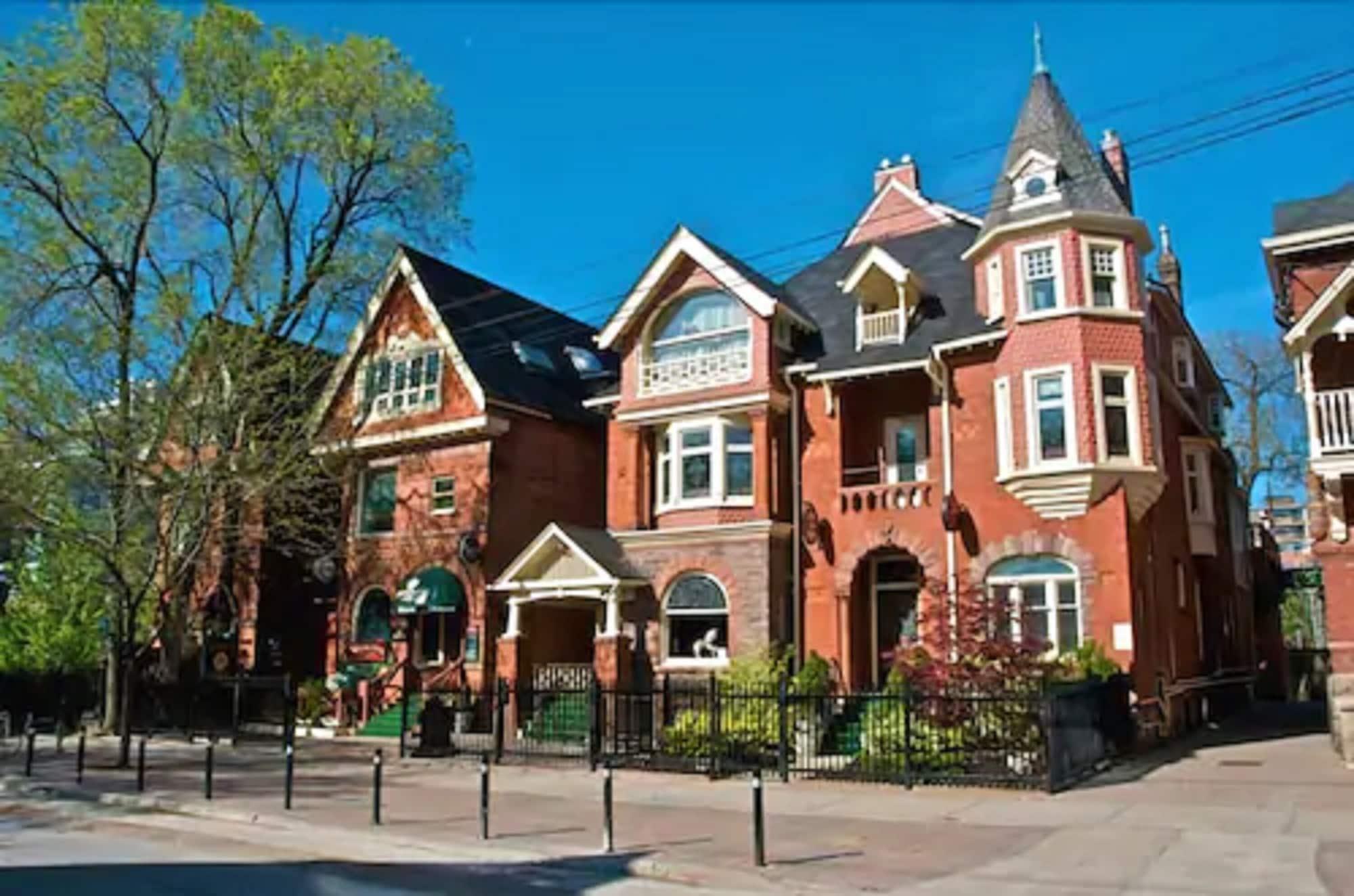 Vista Exterior Madison Manor Boutique Hotel