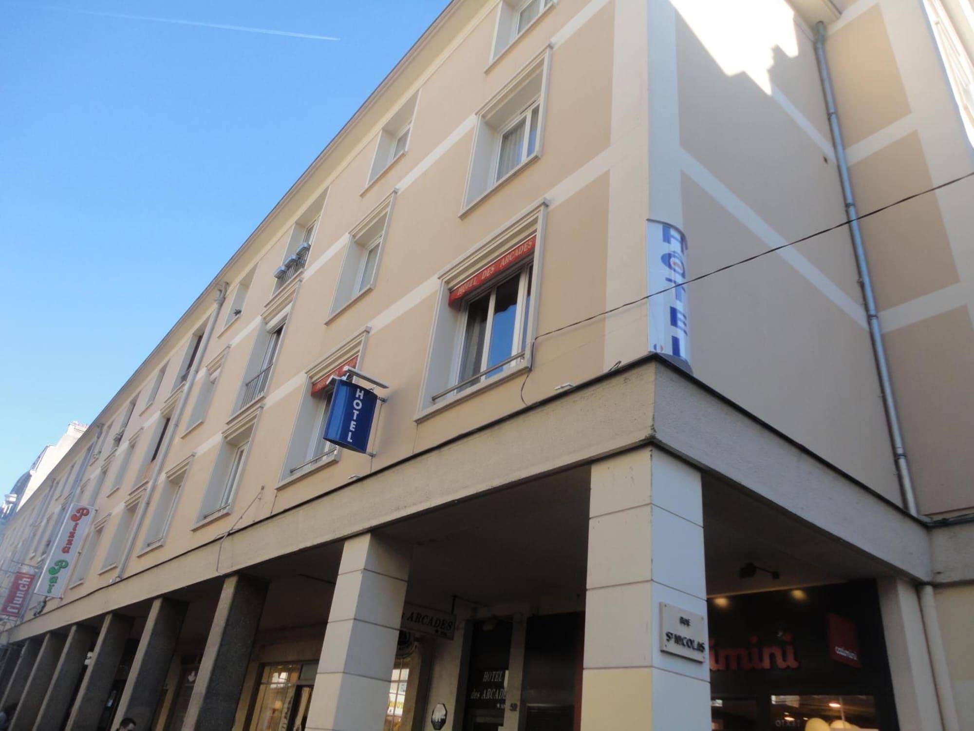 Vista Exterior Hôtel des Arcades
