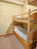 Alquiler Vacacional - Solitude Resort ski in/out. 1 bedroom + den. Eagle Springs East #103. Sleeps 5.