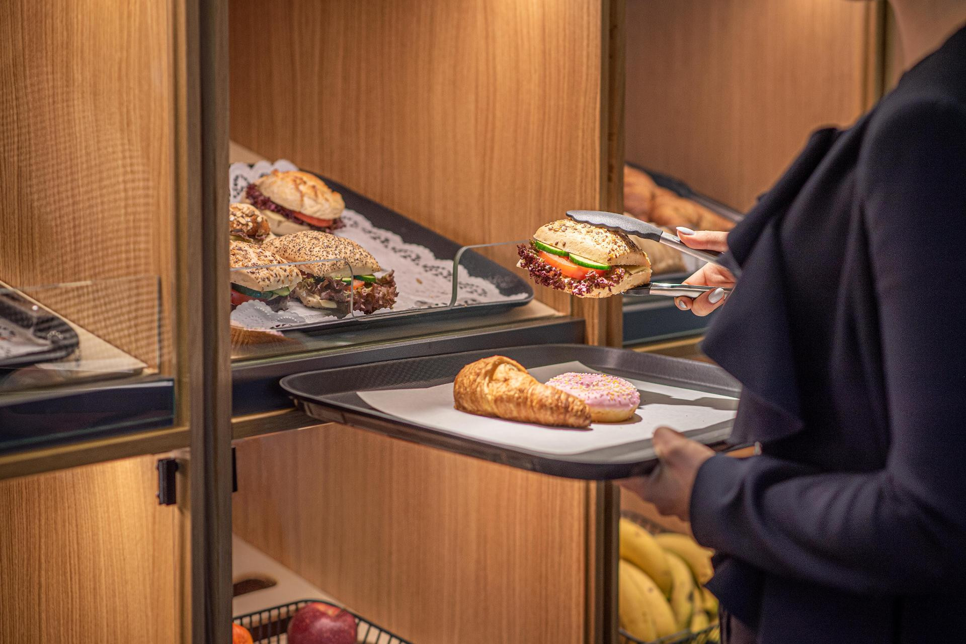 Restaurant Arthotel ANA Munich Airport