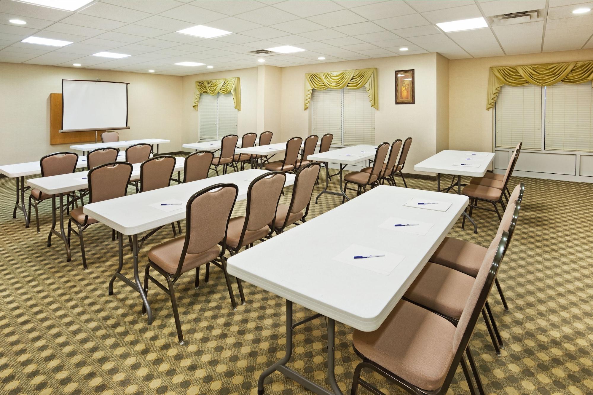 Sala de Reuniones Holiday Inn Express & Suites London by IHG