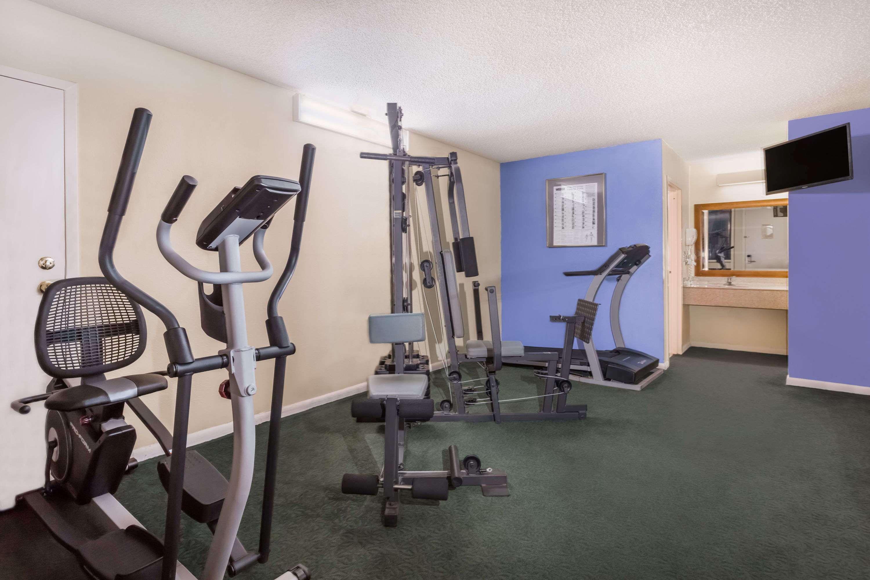 Instalaciones Recreativas Days Inn by Wyndham College Park Airport Best Road