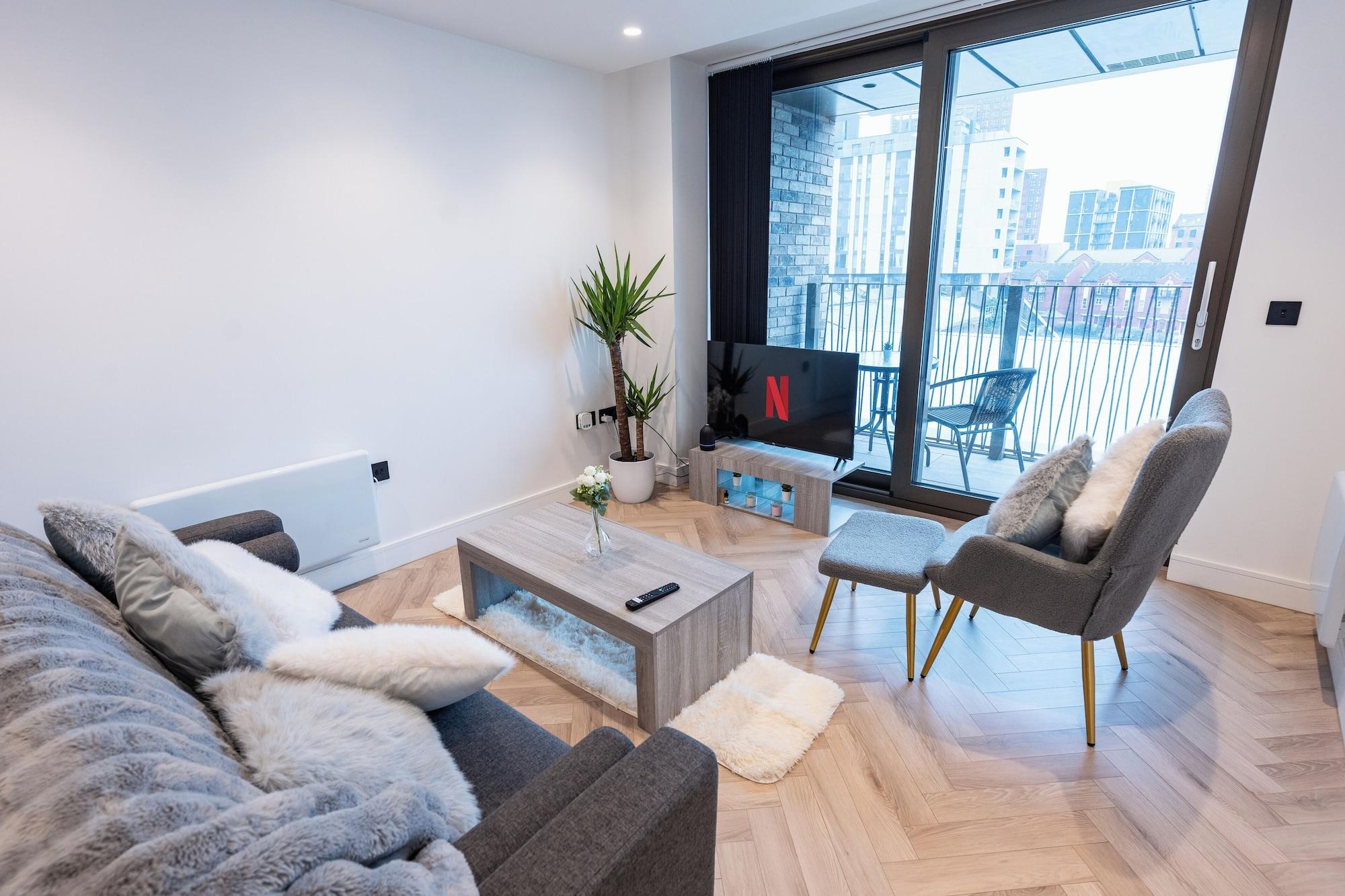 Comodidades del Alojamiento 1 Bed Apartment, with a balcony city & canal view in Manchester City Centre! By Kammili Properties