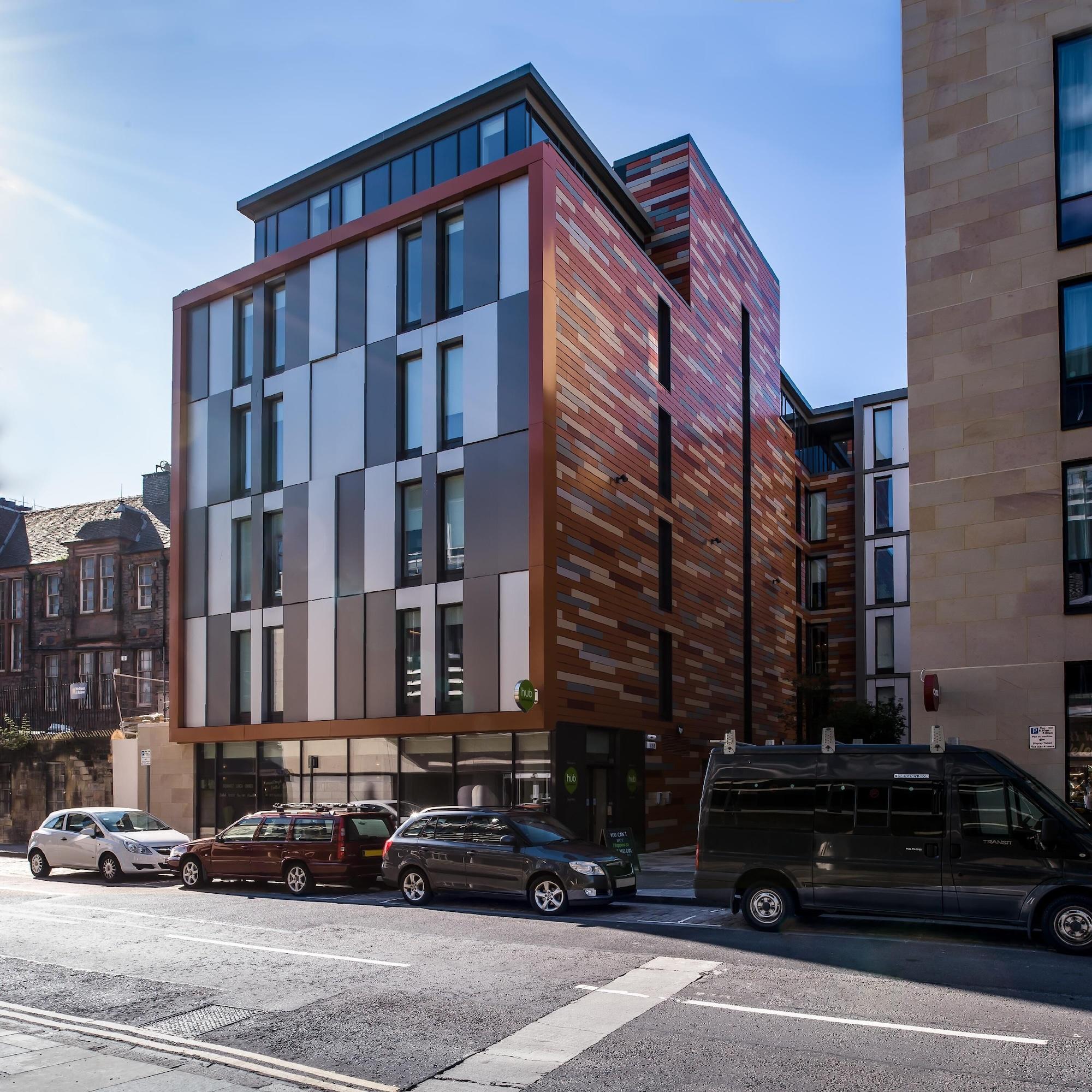 Varios Hub By Premier Inn Edinburgh - Royal Mile