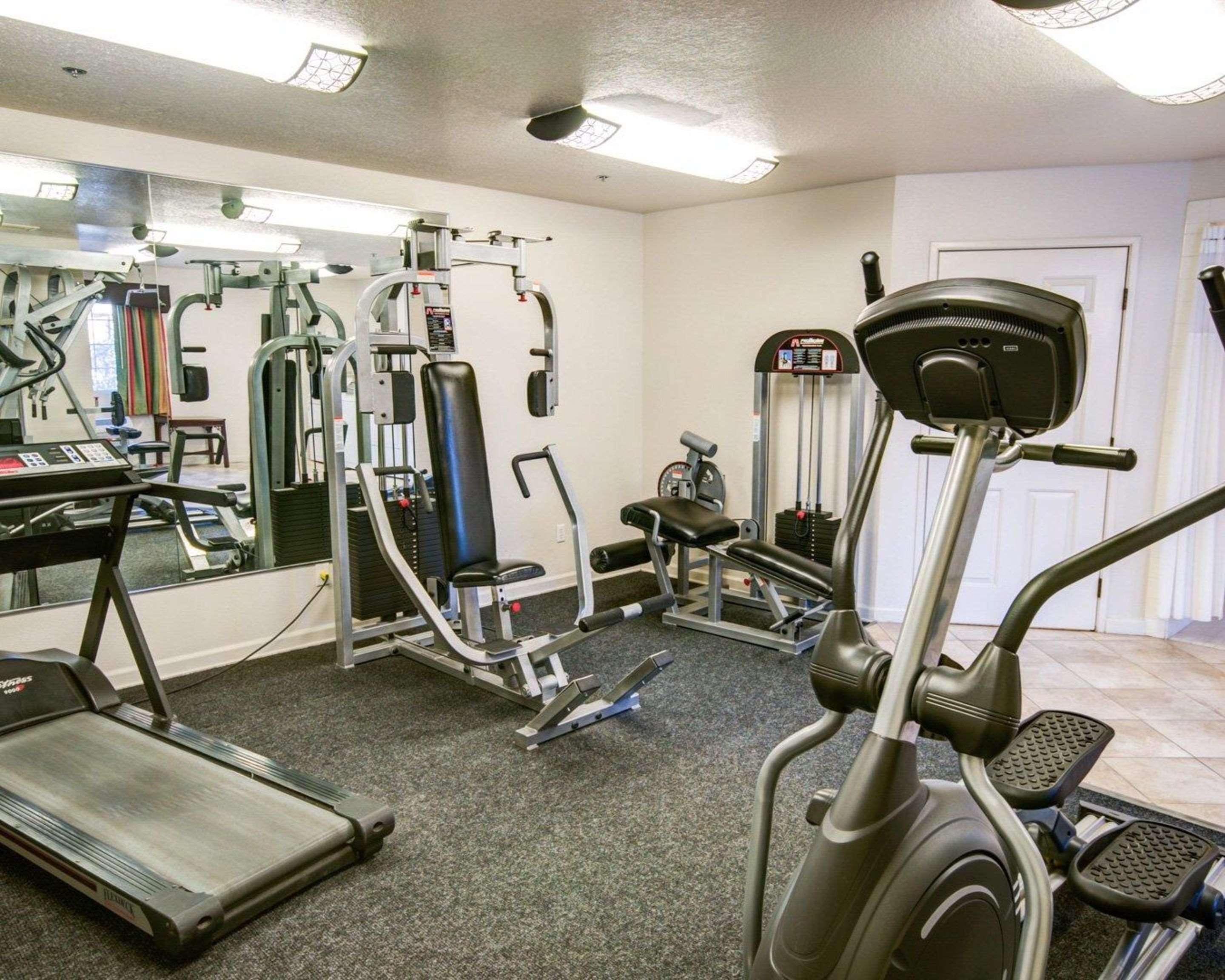 Gimnasio Comfort Inn Redding Near I-5