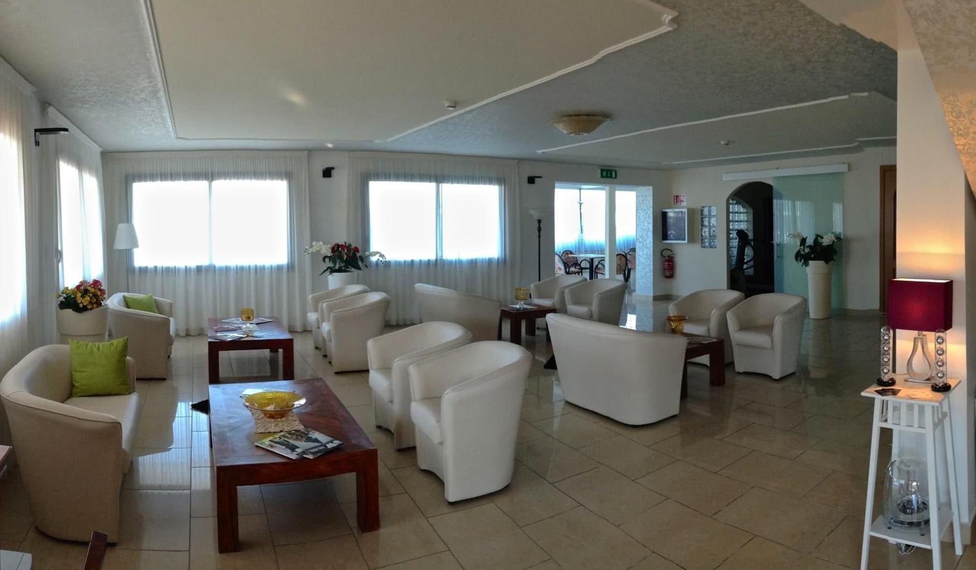 Vista Lobby Hotel Centrale