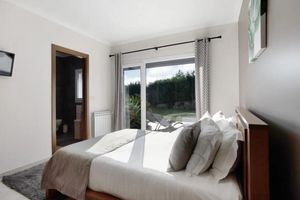 Alquiler Vacacional - Alluring Villa in Salir de Matos near Coast