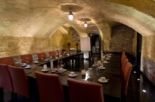 Sala de Reuniones Hotel Van Eyck