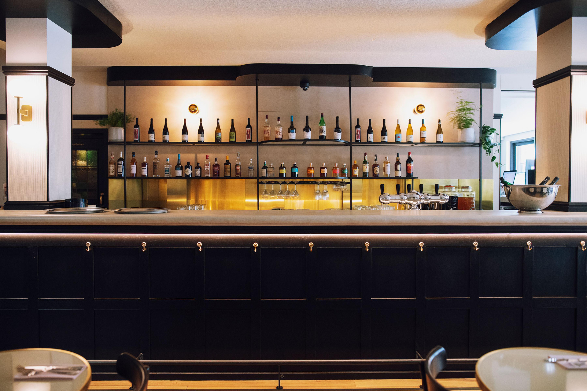Restaurant Latroupe Jardin Secret