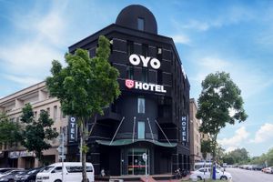 Alojamiento - Super Oyo GS hotels near Strand Mall
