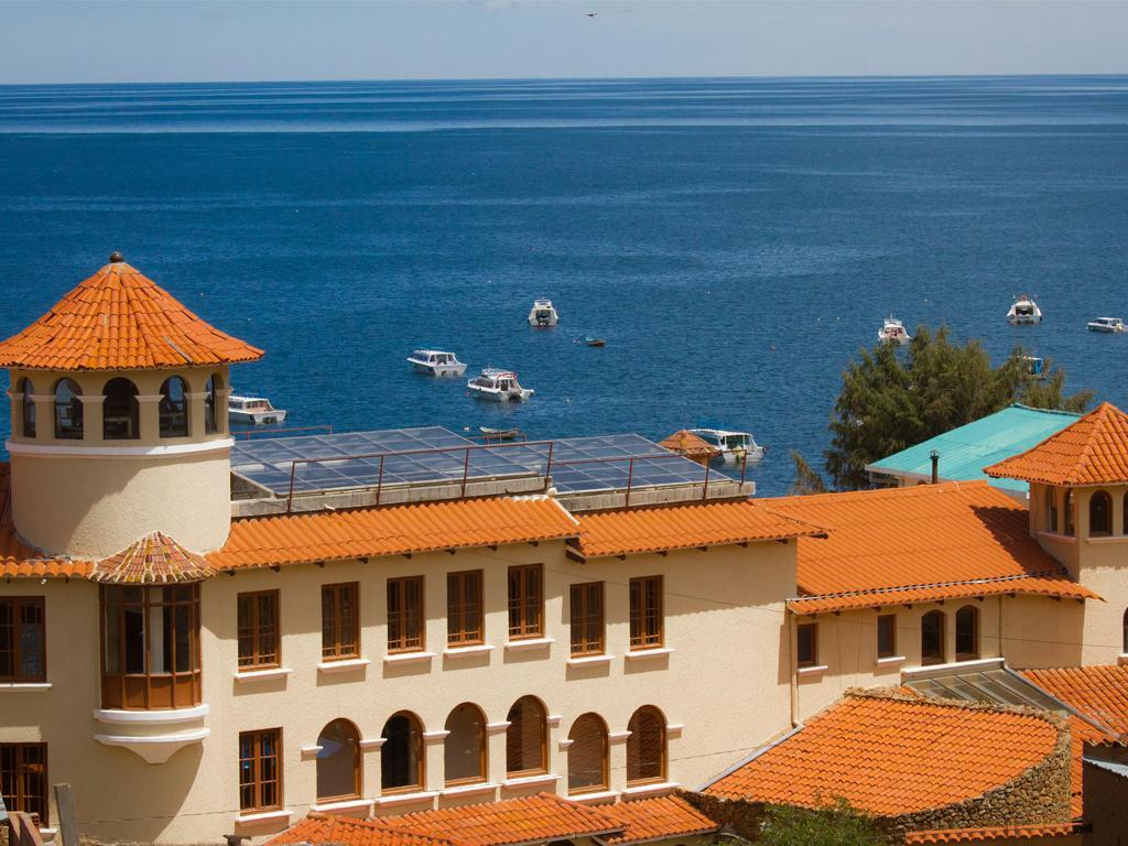 Vista Exterior Rosario Lago Titicaca