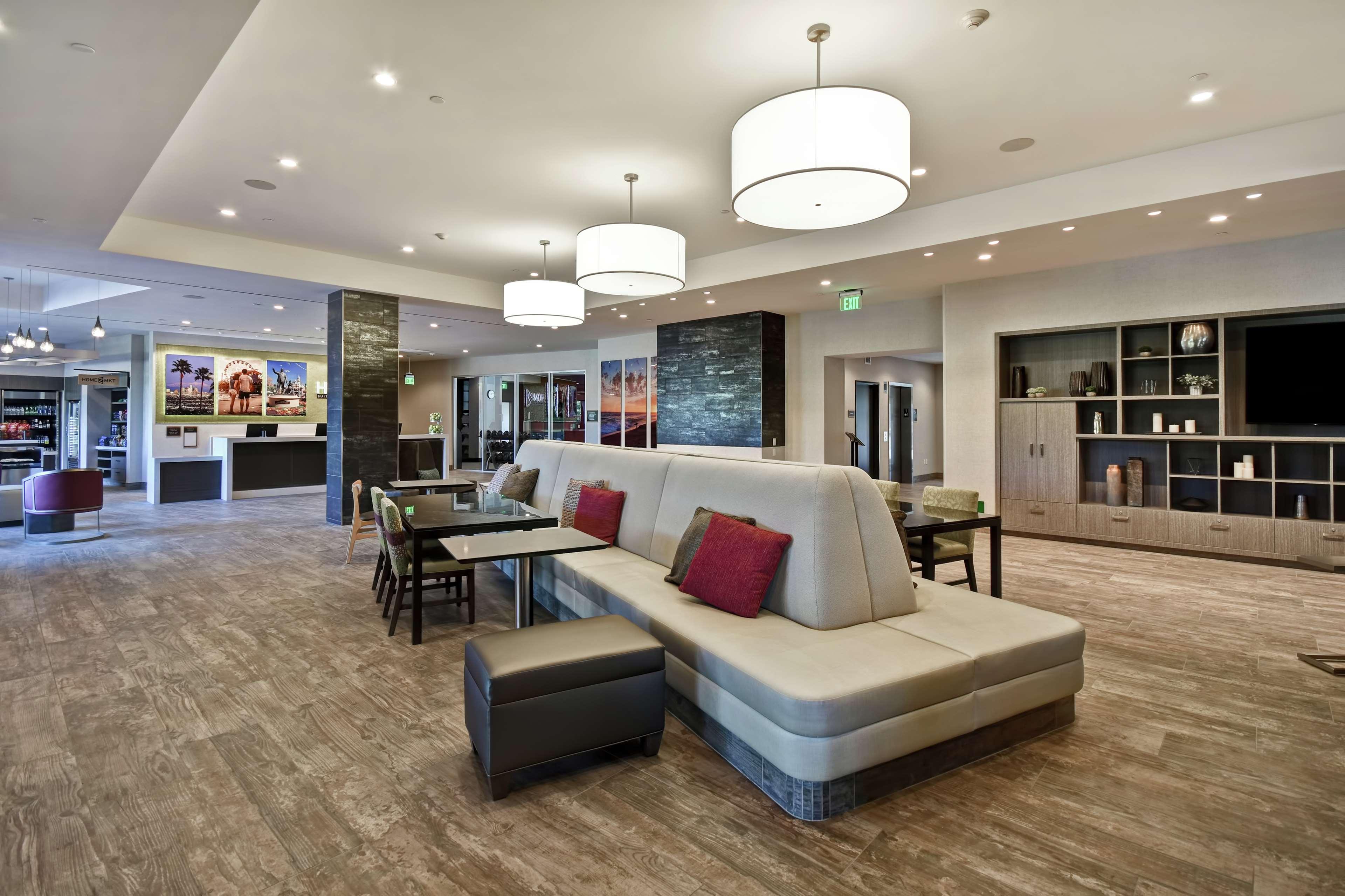 Vista Lobby Home2 Suites by Hilton Los Angeles Montebello