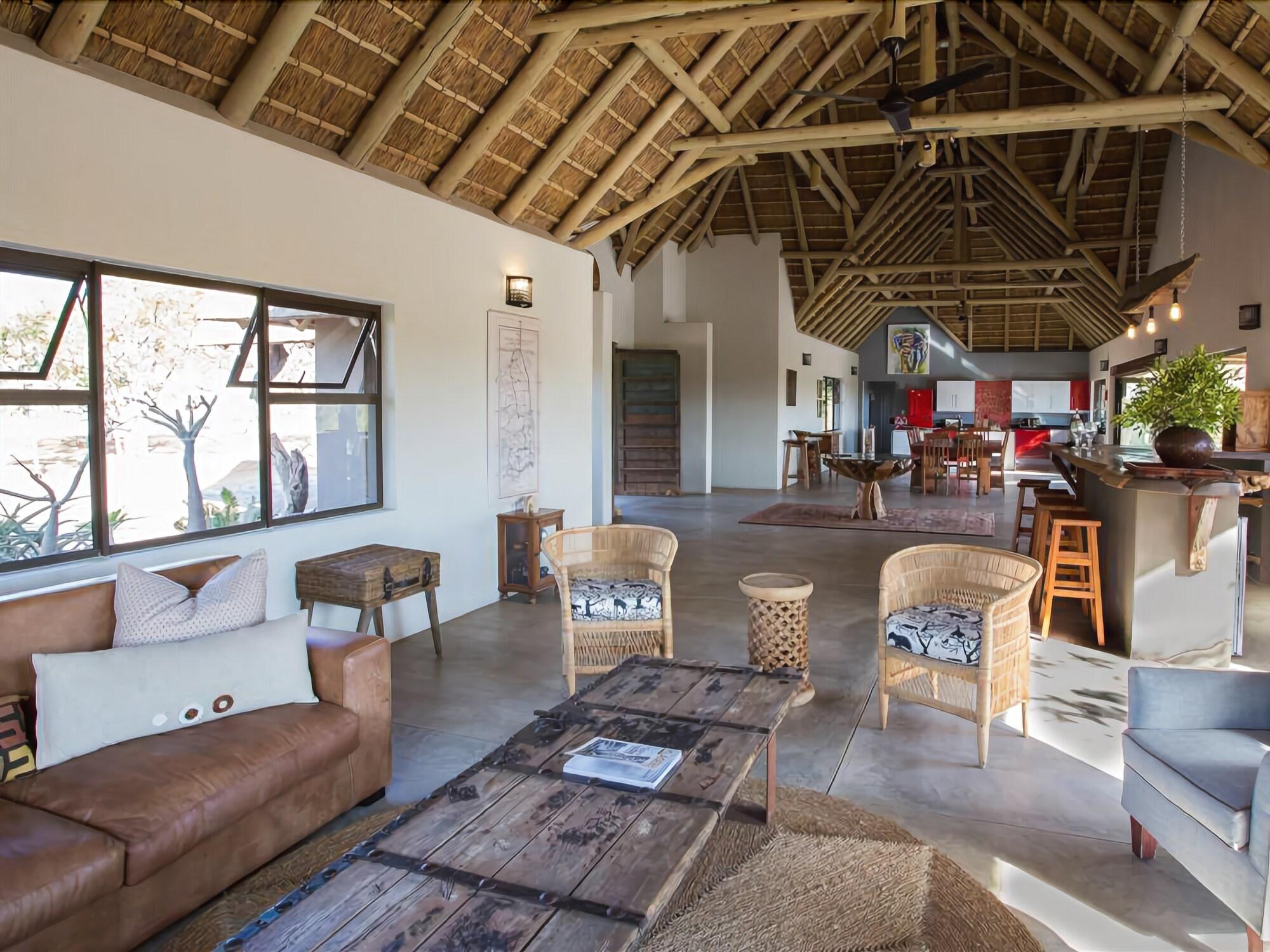Vista Lobby Mafunyane Lodge