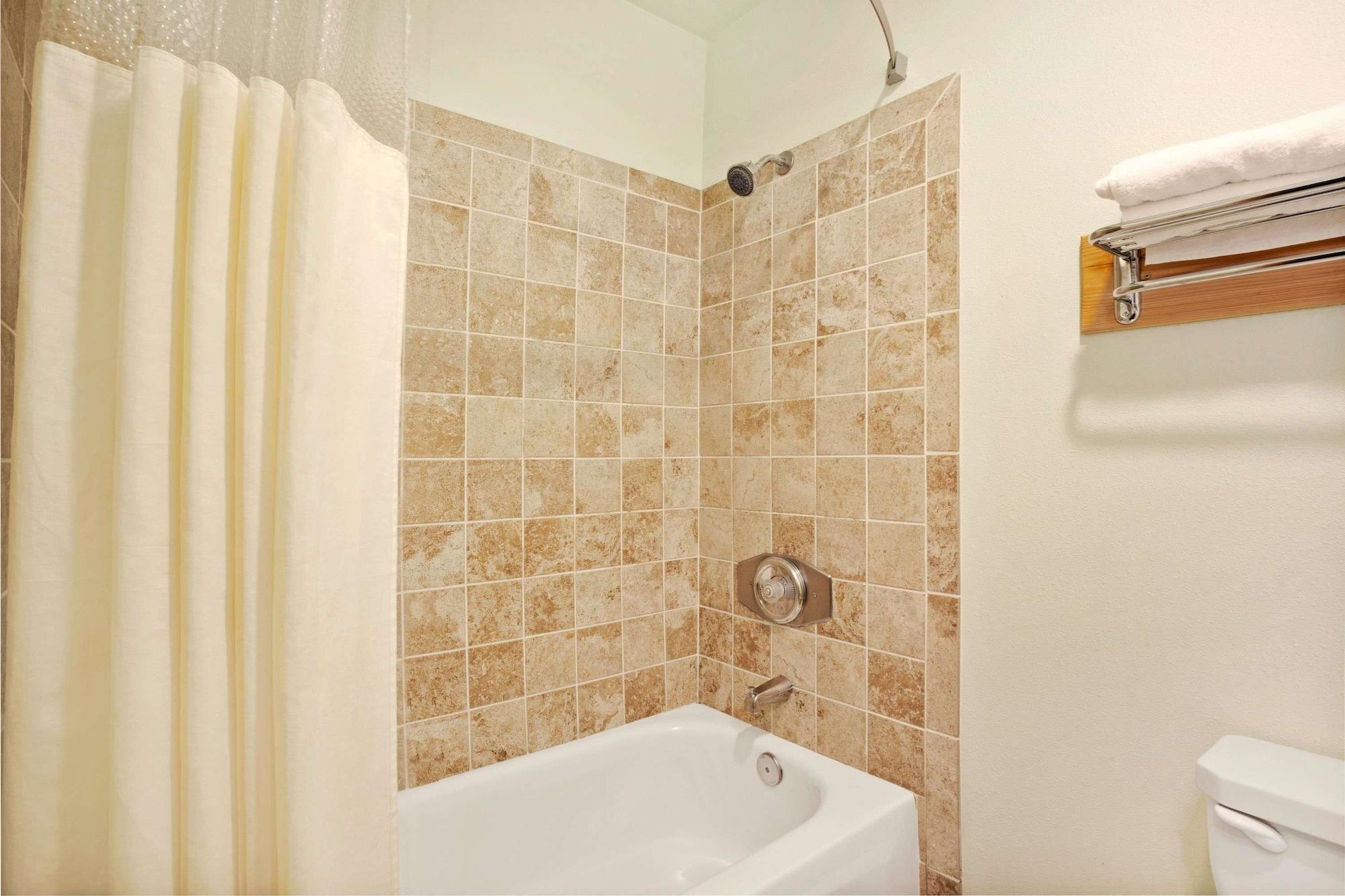 Equipamiento de Habitación Travelodge by Wyndham Seattle North of Downtown