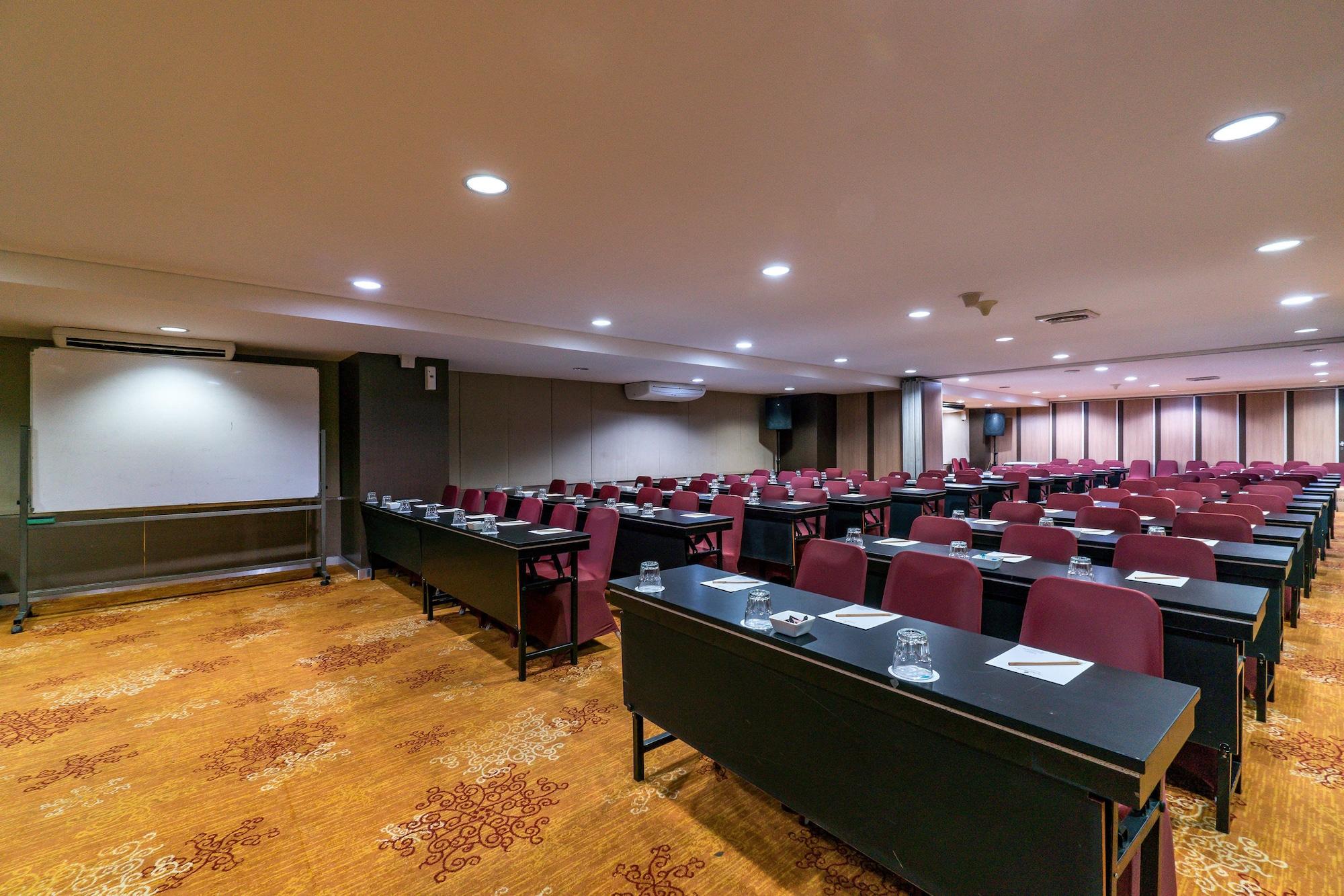 Sala de Reuniones Sofyan Hotel Cut Meutia