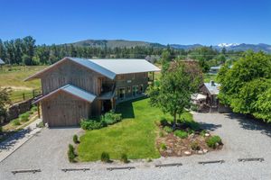 Alojamiento - Mt Gardner Inn