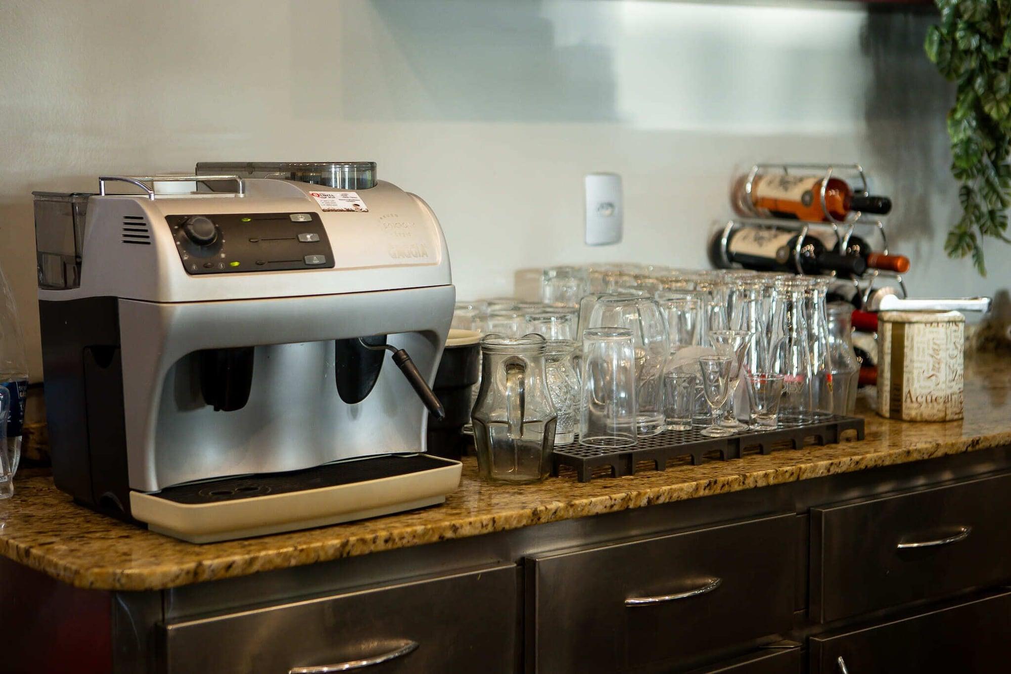 Bar/Salón Hotel 10 Joinville