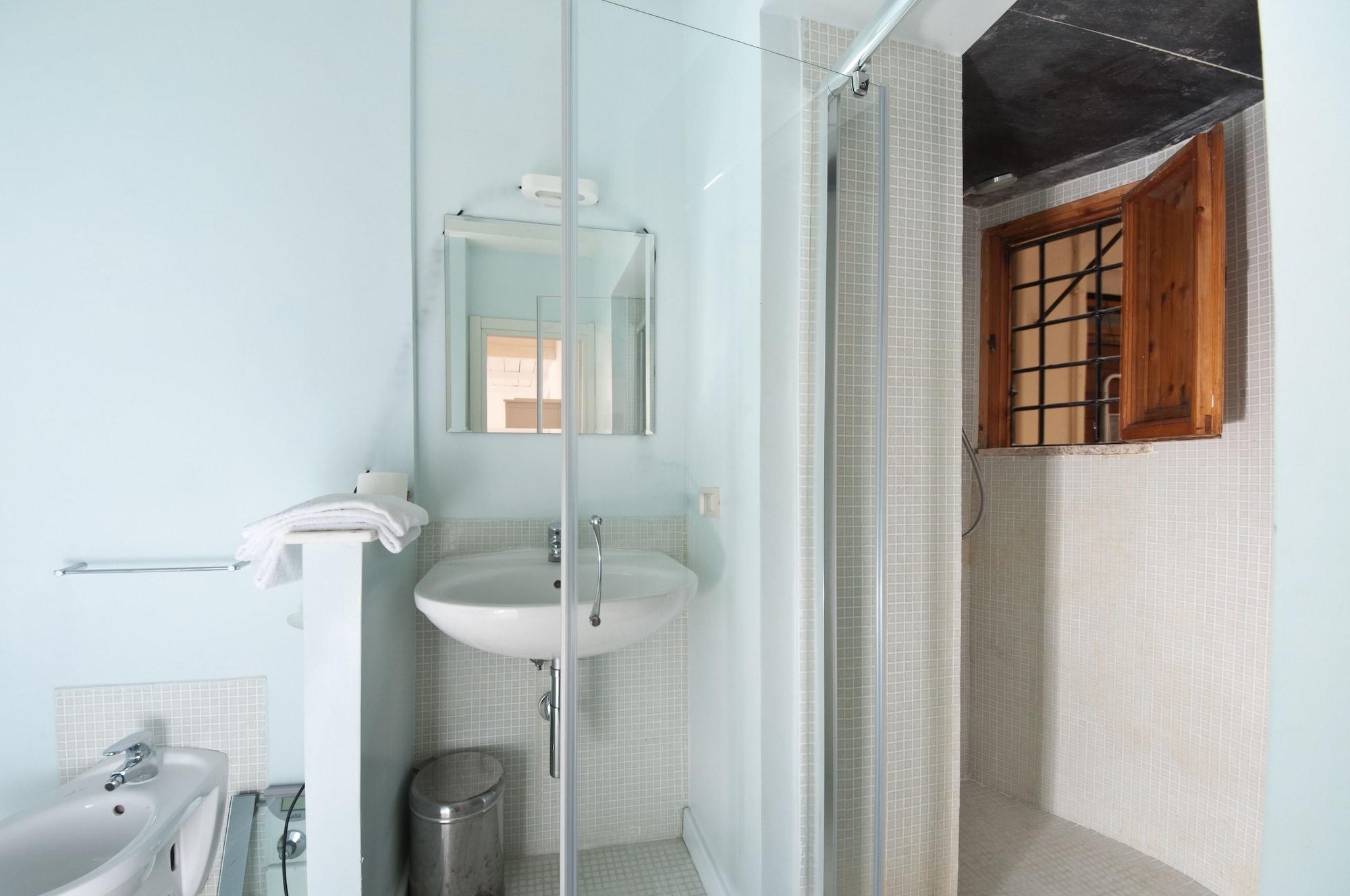 Equipamiento de Habitación Santi Quattro al Colosseo