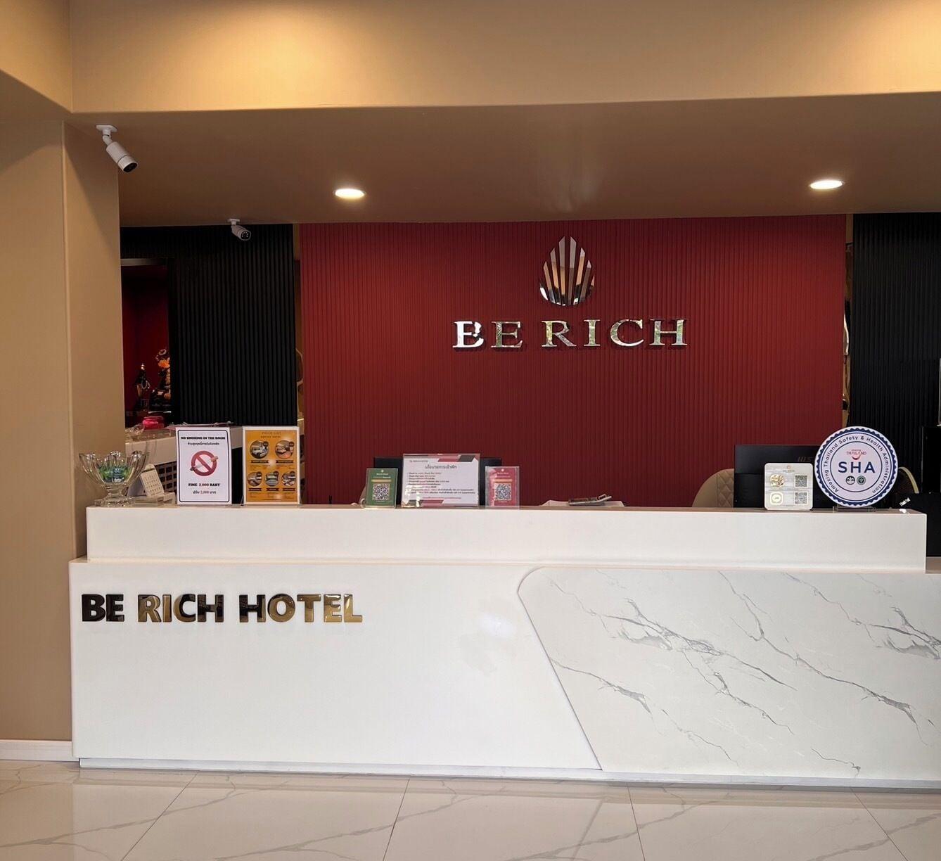 Vista Lobby Berich Hotel