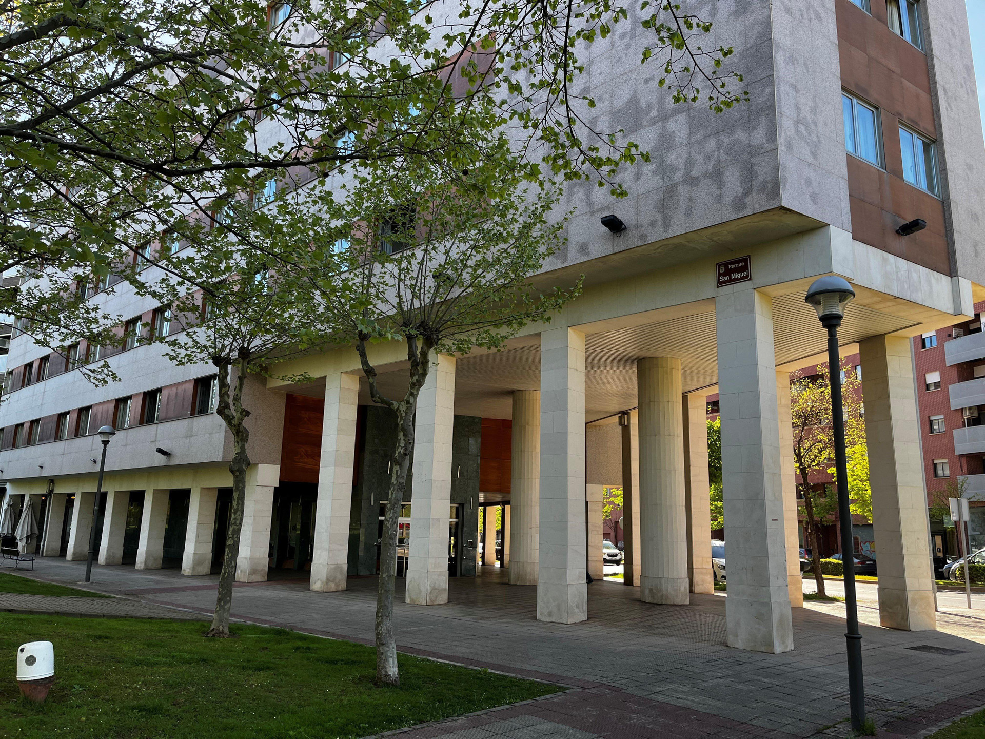 Vista Exterior Holiday Inn Express Logrono Rioja by IHG