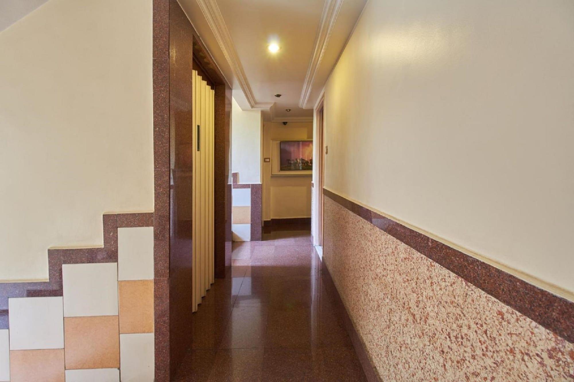 Varios Hotel Swan Inn