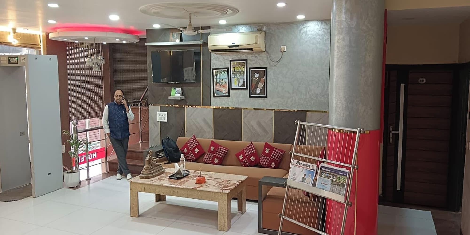Vista Lobby Hotel RTS Plaza Near IGI Airport